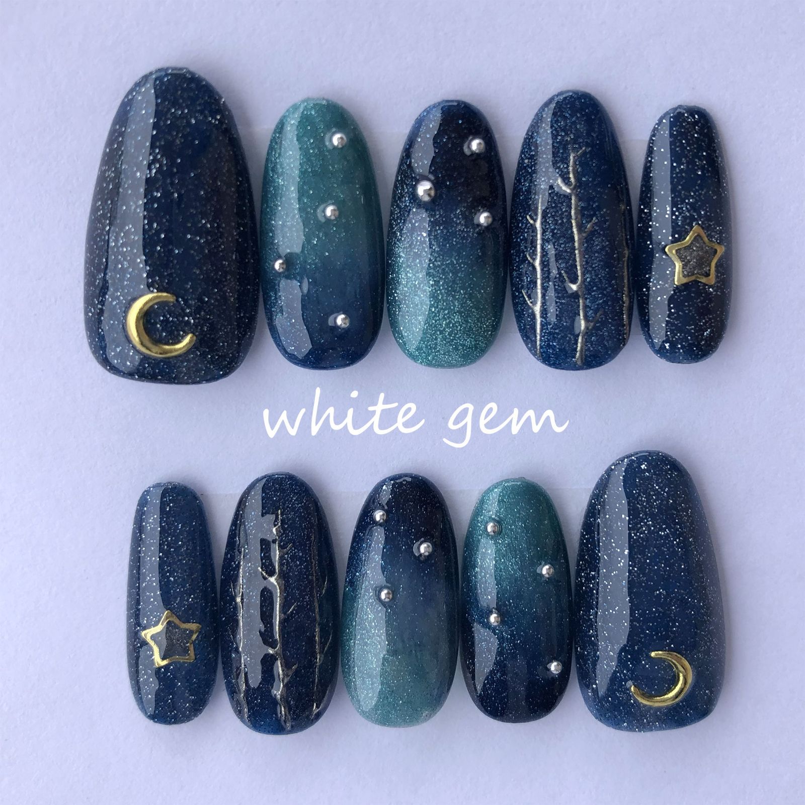星空ネイル】 宇宙 ネイビー ブルー 月 星 星座 冬 ニュアンス 幻想的