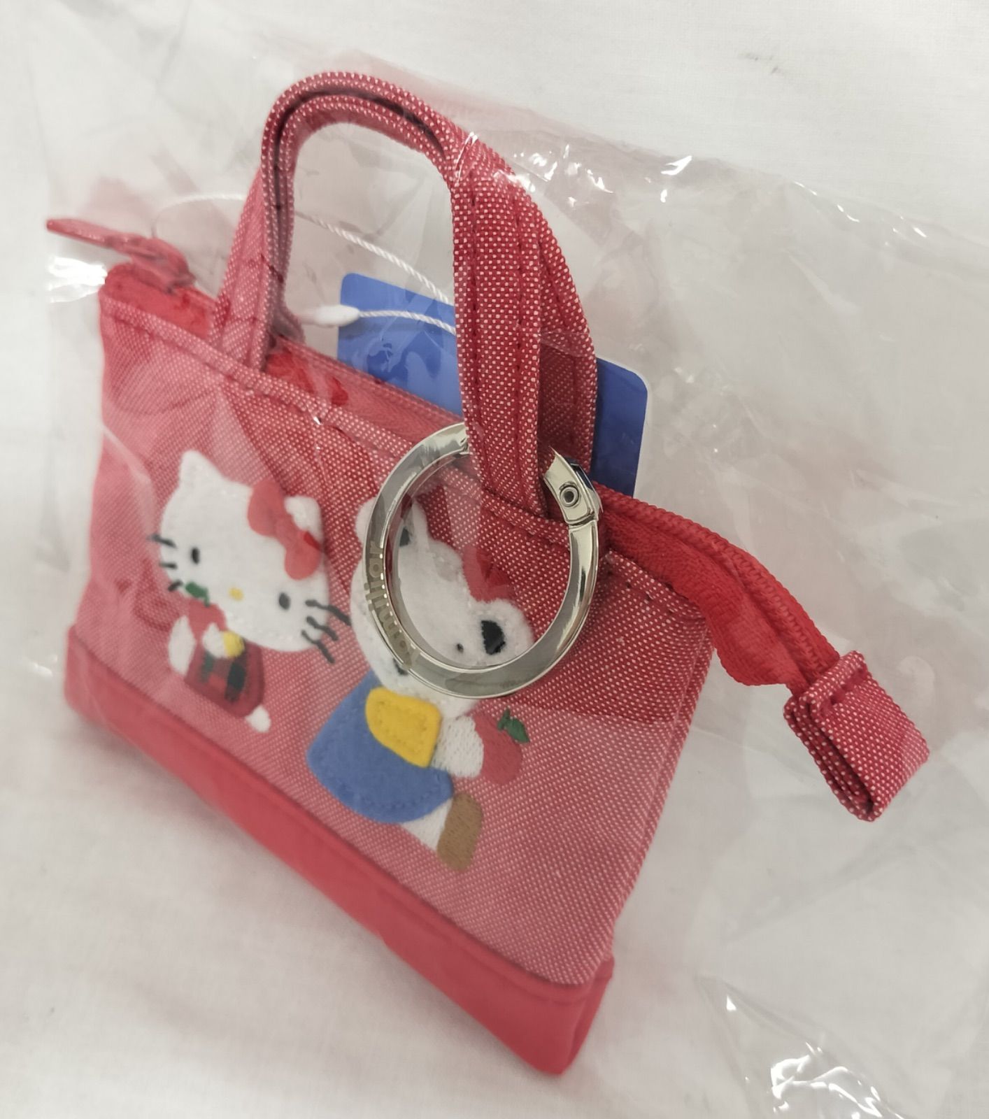 【新品未使用未開封】ファミリア　ミニデニムバッグ　ハローキティ　コラボ　完売品 新品 ファミリア ハローキティ コラボミニデニムバッグ - メルカリ