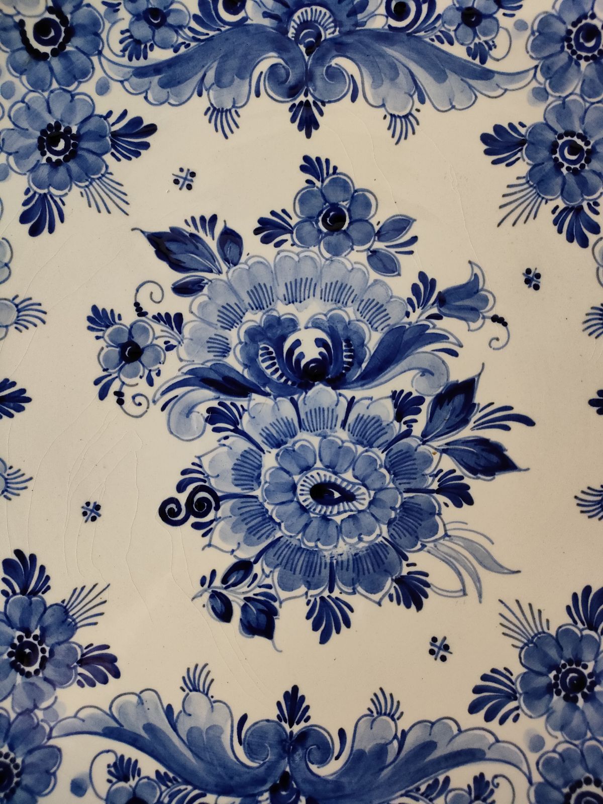 ロイヤル　デルフト　花紋飾壺 デルフトブルーNo.9｜moooi Japan｜モーイオフィシャルサイト｜照明