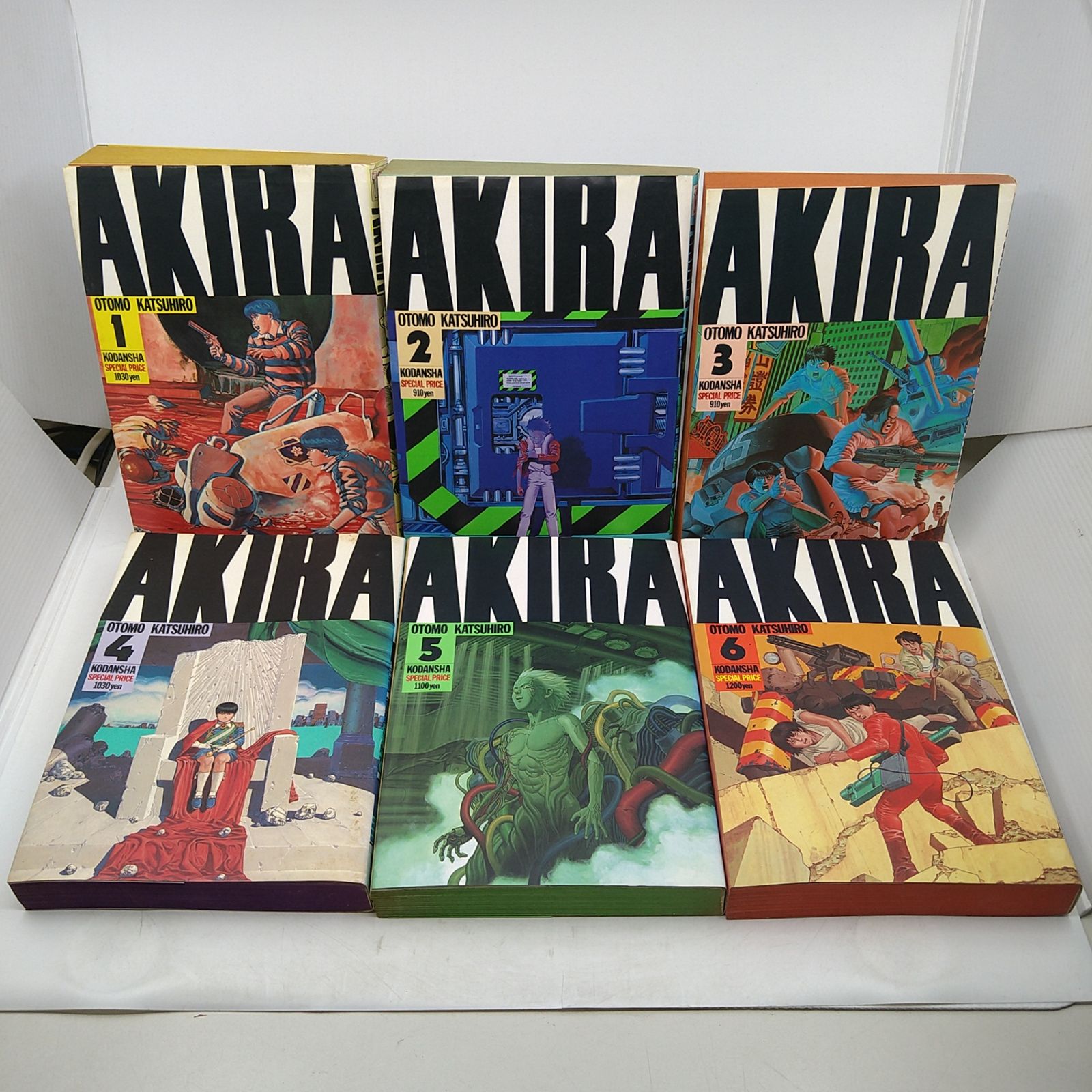 AKIRA 全巻セット 全巻セット】AKIRA 全巻(1-6)セット 大友克洋 -の商品詳細 | 蔦屋書店