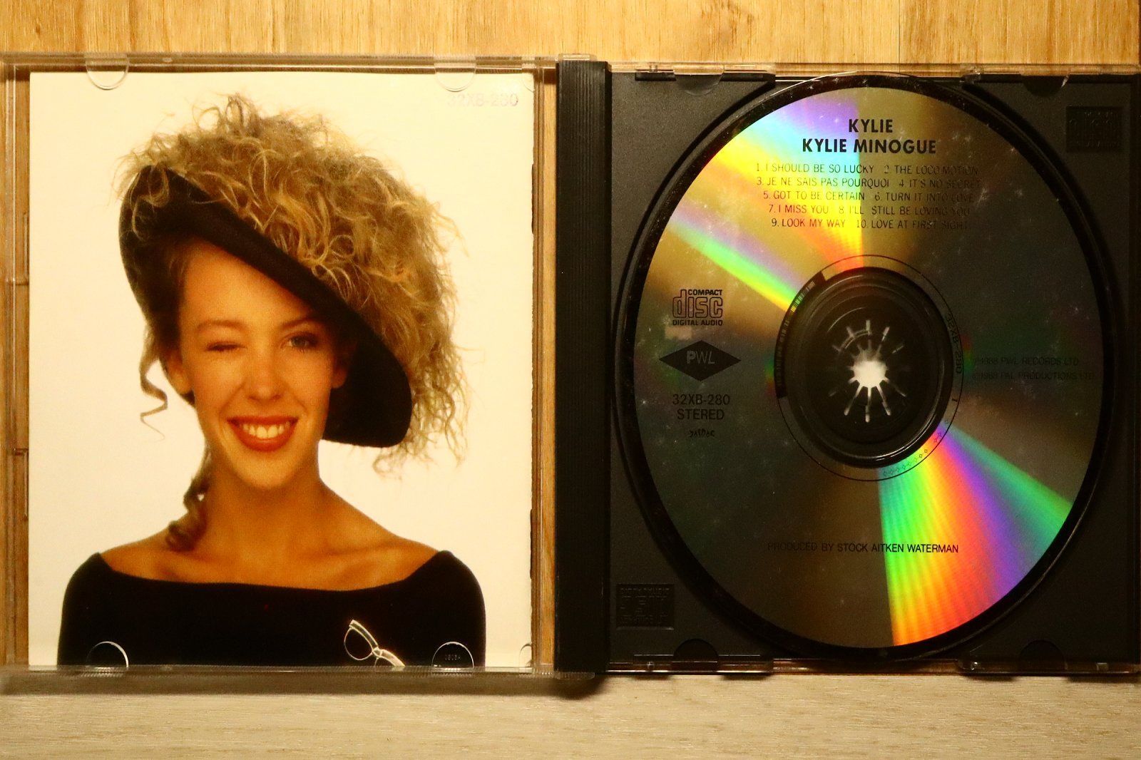国内盤CD☆カイリー・ミノーグ/Kylie Minogue□ ラッキー・ラブ