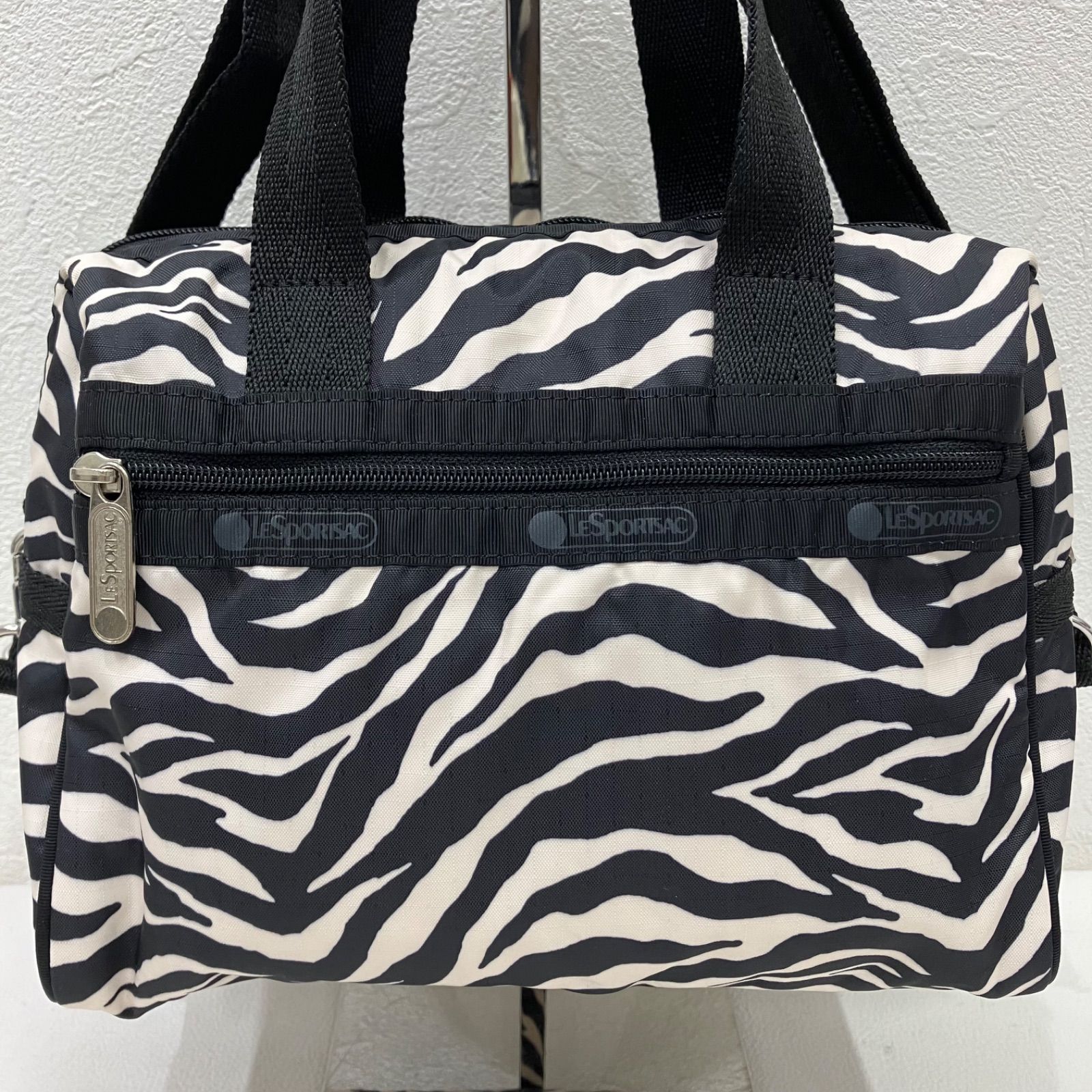 中古】LESPORTSAC(レスポートサック) トートバッグ ゼブラ柄 グレー×白 
