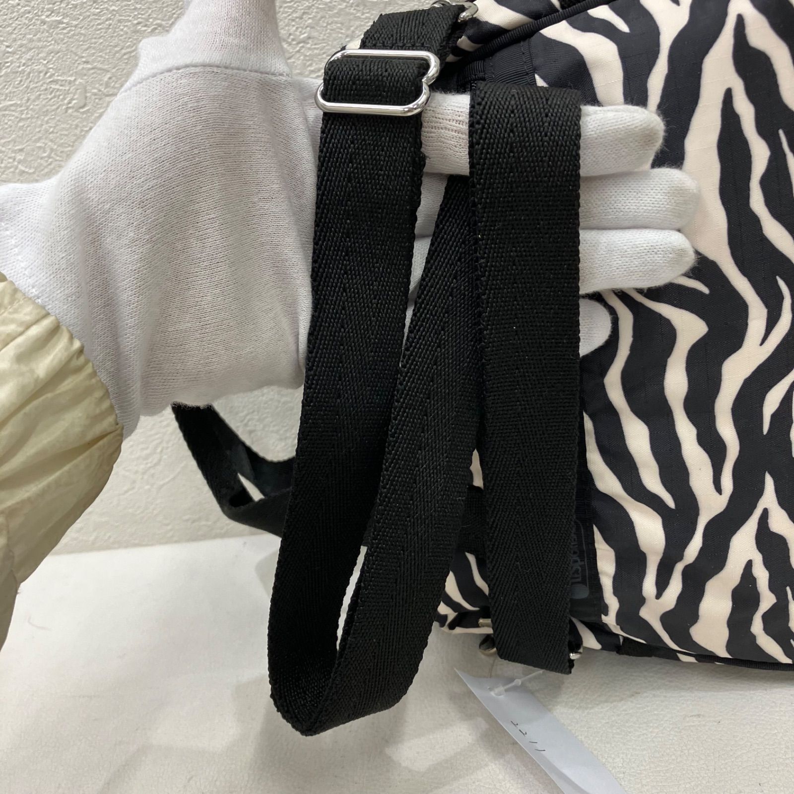 2211 LeSportsac レスポートサック グランツゼブラ EVERYDAY SM 