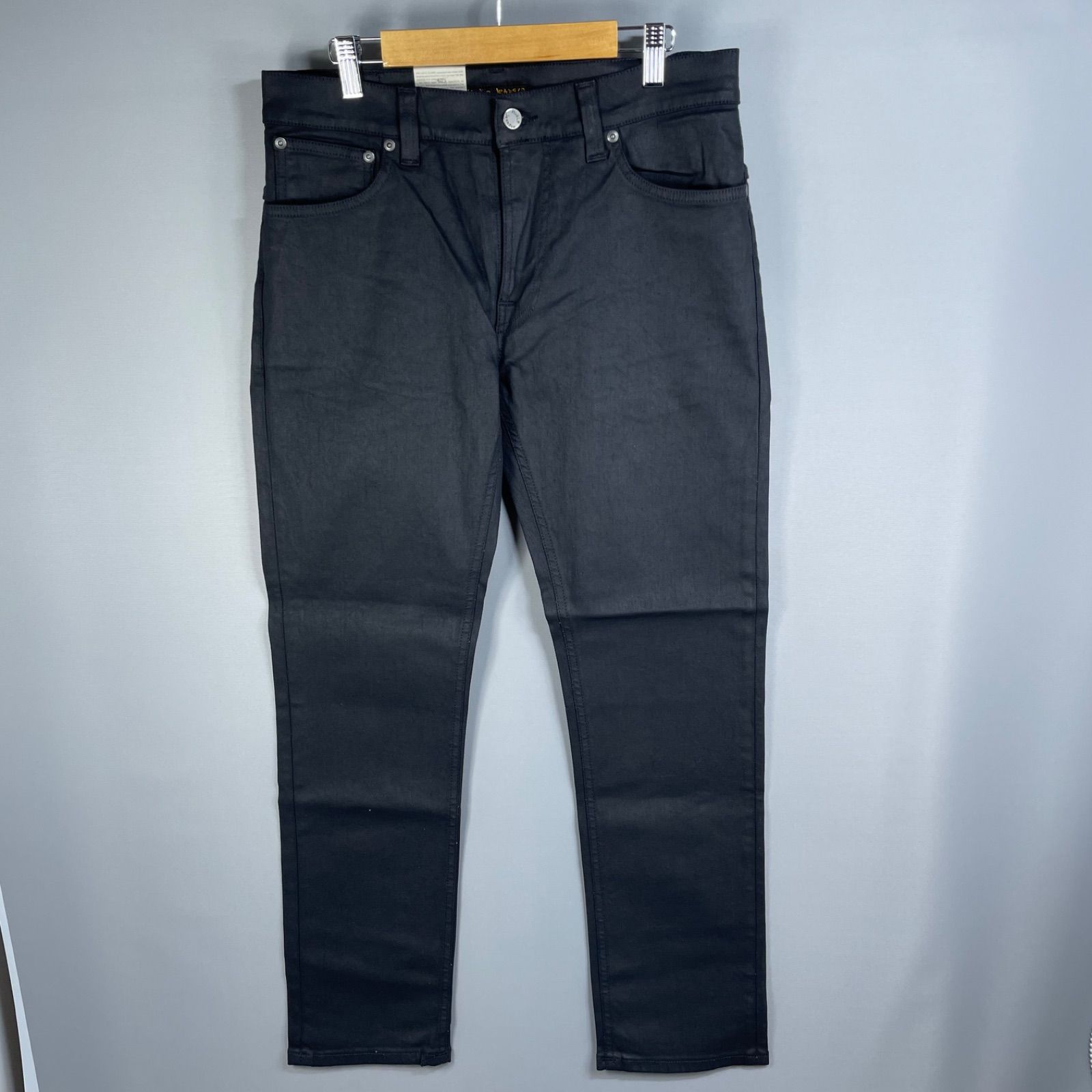 新品タグ付】ヌーディージーンズ THIN FINN W32 L30 黒 デニム - メルカリ