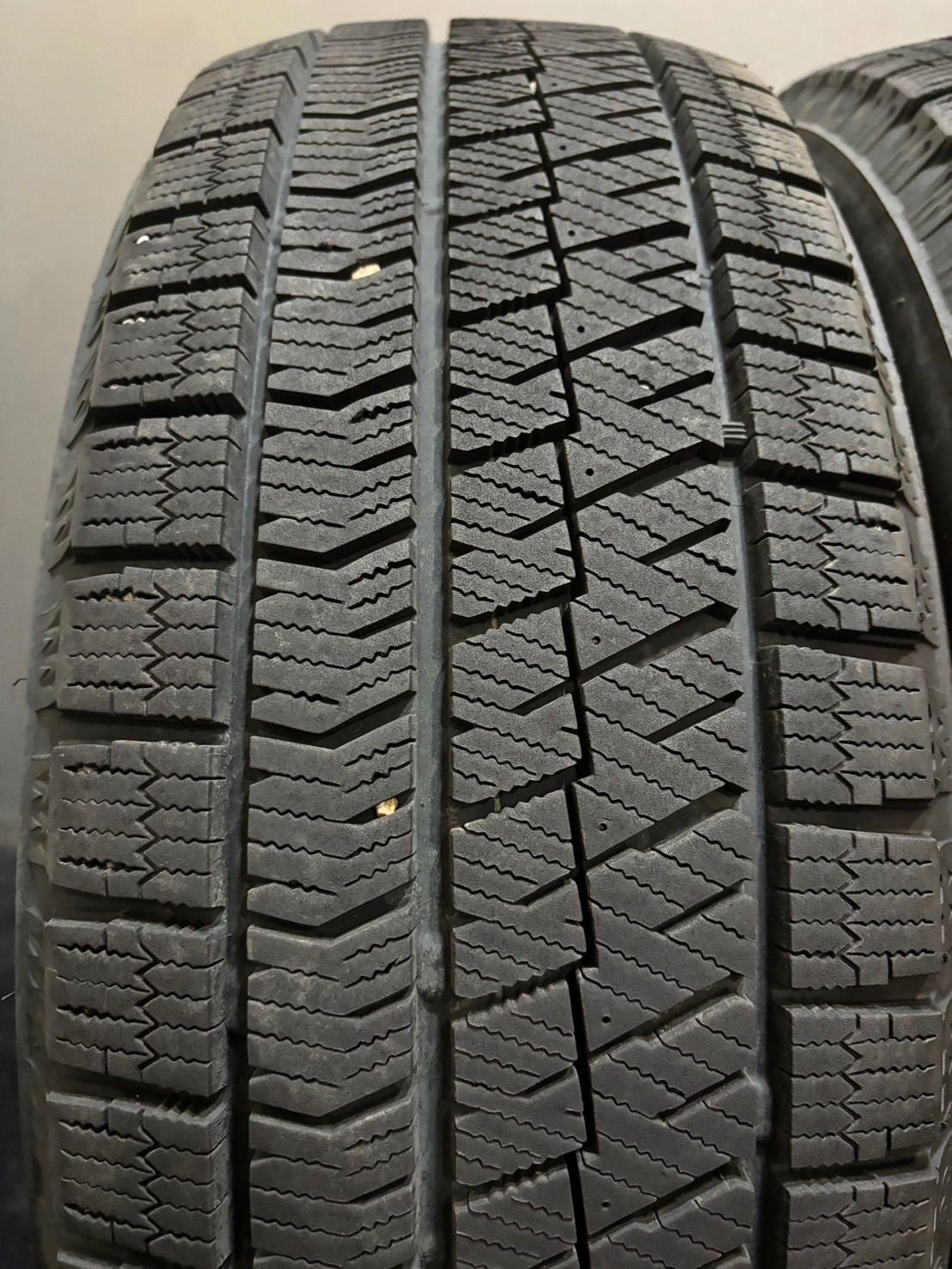 BS BRIDGESTONE ICEPARTNER2 205/60R16 16インチ スタッドレス 4本 22年製 バリ溝 ステップワゴン ヴォクシー ノア等　(KTO374) BRIDGESTONE（ブリヂストン） 205/60R16 1本価格 BRIDGESTONE