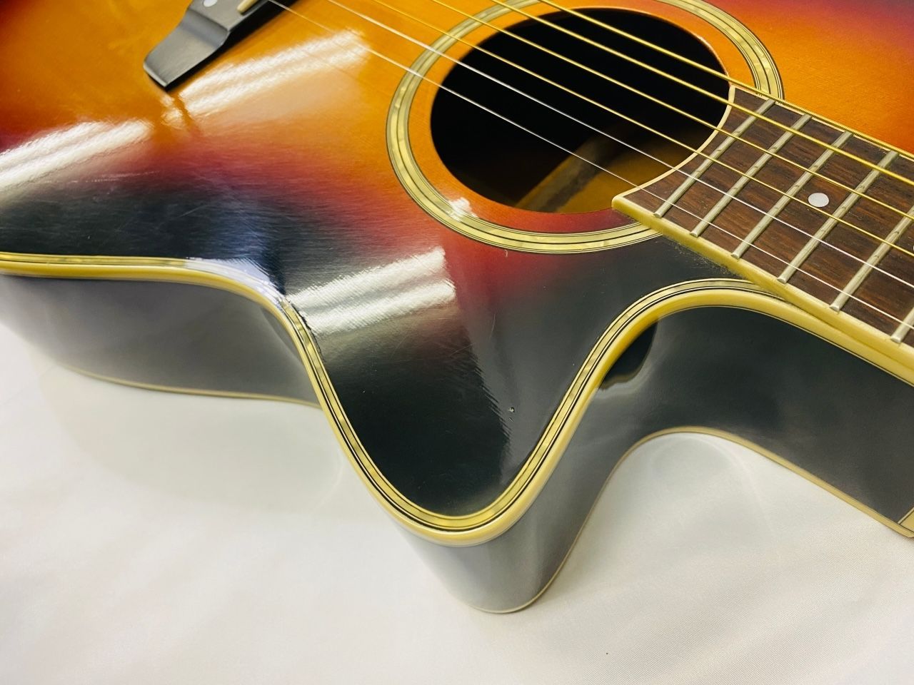 Morris Rumbler MR-601 モーリス エレアコ アコースティックギター