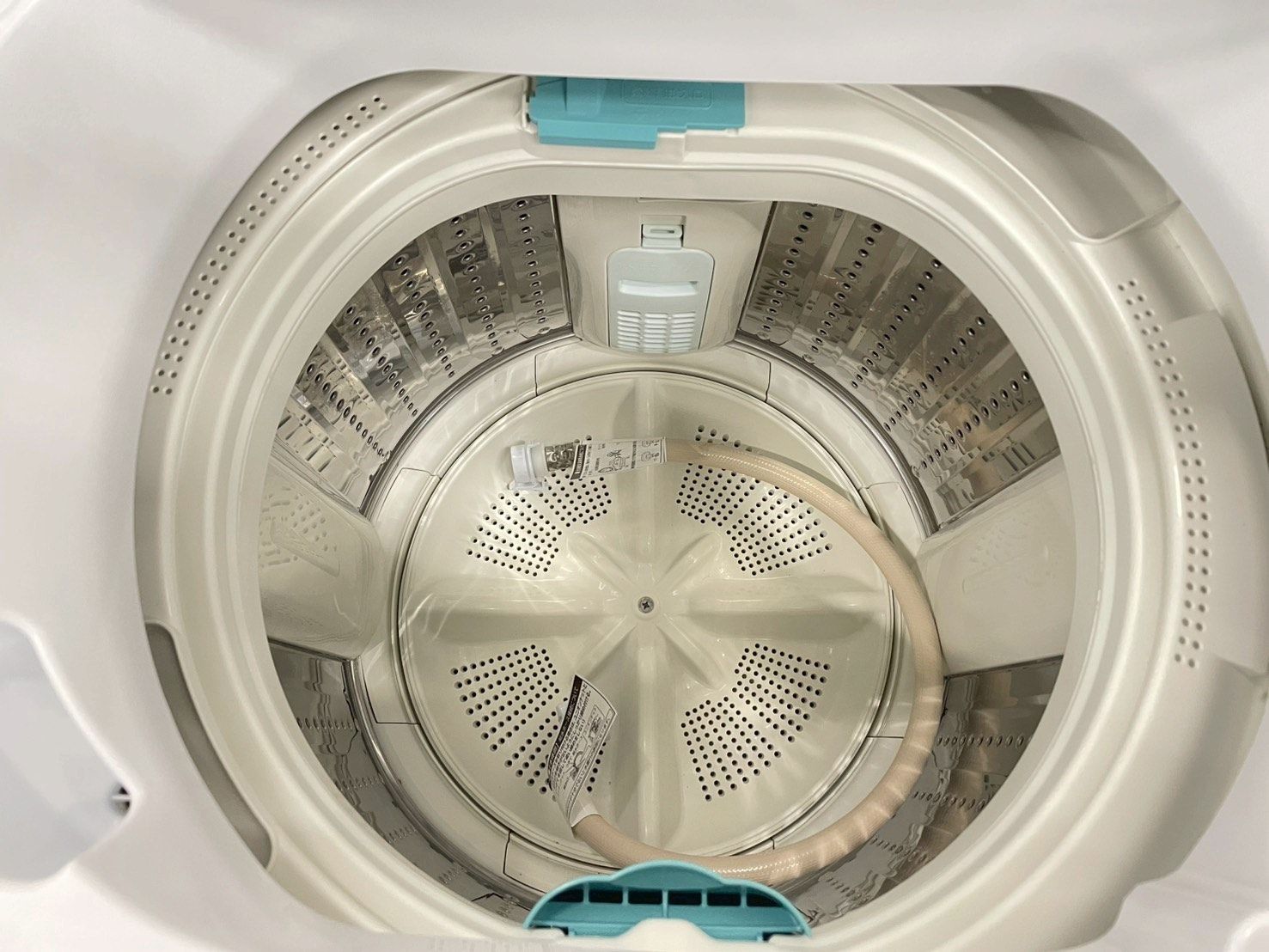 大阪送料無料☆3か月保障付き☆洗濯機☆日立☆7kg☆2020年☆NW-Z70E7 