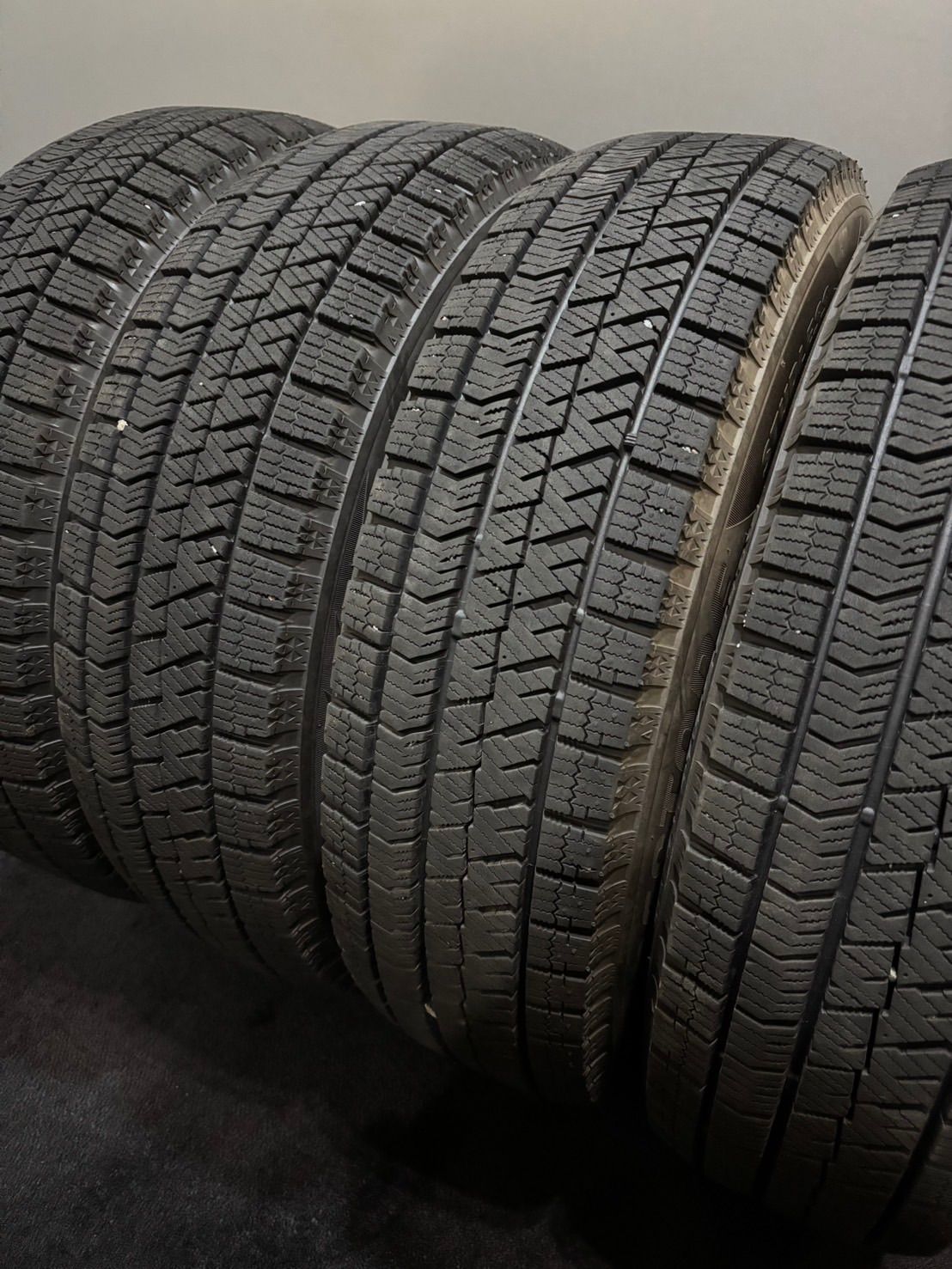 ★165/70R14 BRIDGESTONE/VRX2 21年製 スタッドレス 4本 ブリヂストン ブリザック ヴィッツ ハスラー ソリオ (南1-L956)