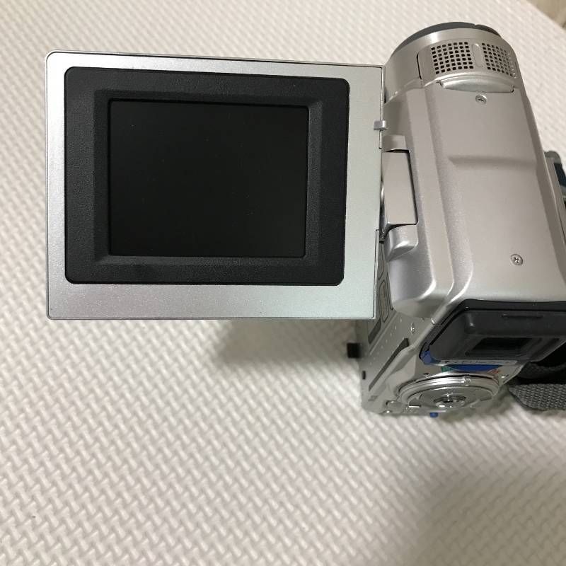 Victor  デジタルビデオカメラ GR-DX103K タ Victor デジタルビデオカメラ GR-DX103K ジャンク - メルカリ