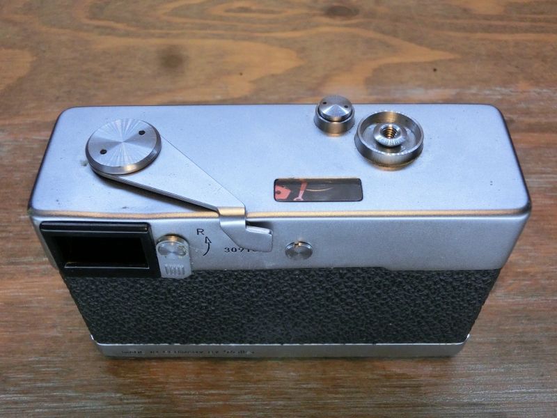 【完動品・美品】Rollei 35 ローライ35 シルバー　ドイツ製　露出計OK 7908 良品 Rollei 35 露出計OK ドイツ製 シルバー ローライ フィルム