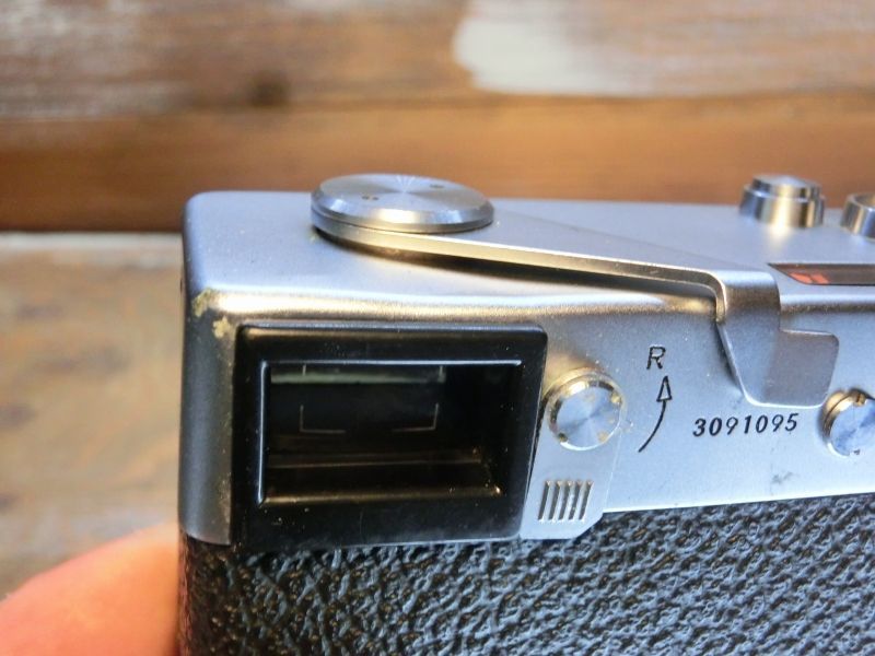 【完動品・美品】Rollei 35 ローライ35 シルバー　ドイツ製　露出計OK Rollei 35 シルバー Germany (Tessar 40mm f/3.5) 【整備済み