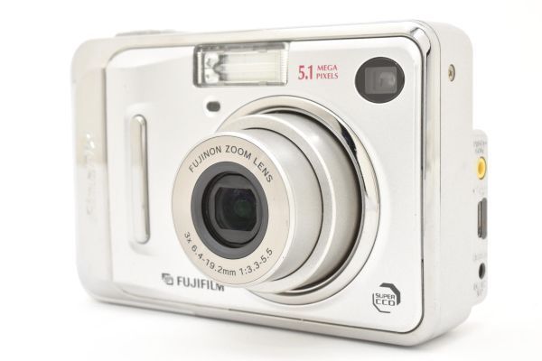 【動作良好】富士フイルム デジタルカメラ Finepix A500 シルバー Fujifilm FinePix A Series A500 5.1MP Digital Camera - Silver for