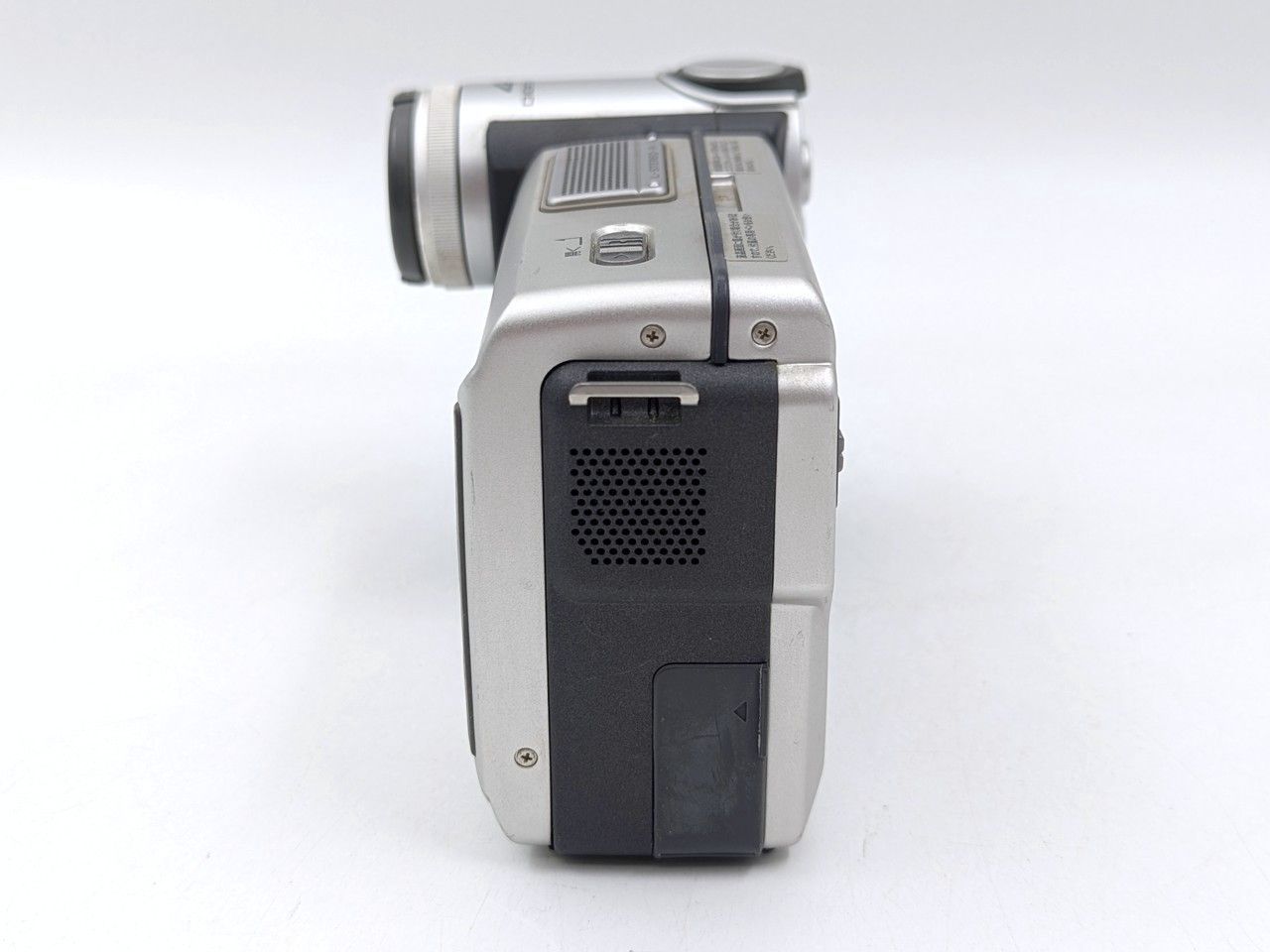SHARP miniDVビデオカメラ VL-DC5 ① miniDVのダビングに！ SHARP ビデオカメラ VL-DC5 7日間保証付き