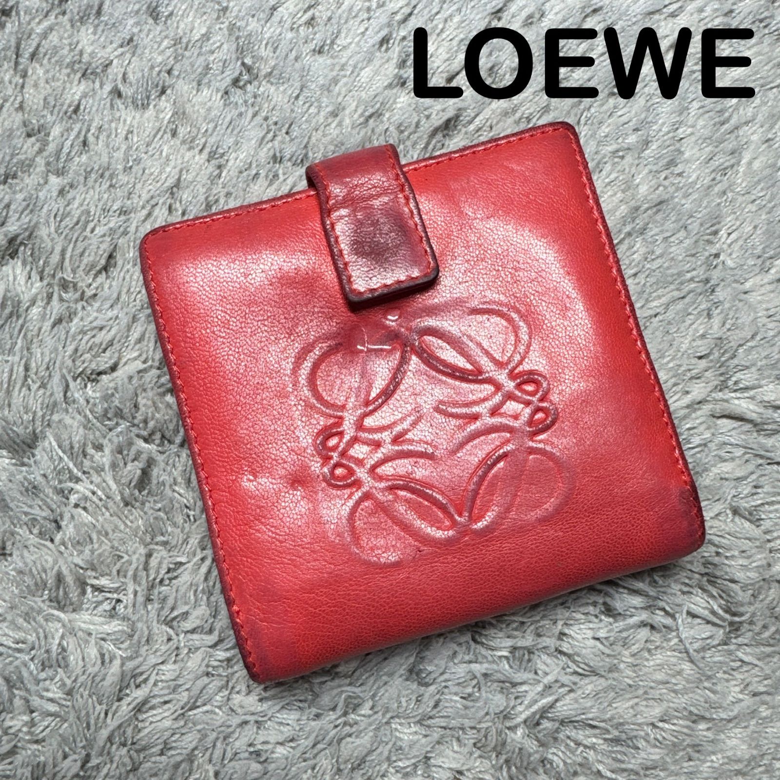LOEWE　ロエベ　アナグラム　アマソナ　ロゴ　二つ折り財布　レッド　赤 LOEWE ロエベ 二つ折り財布 アナグラム レザー 赤 ビッグロゴ - メルカリ