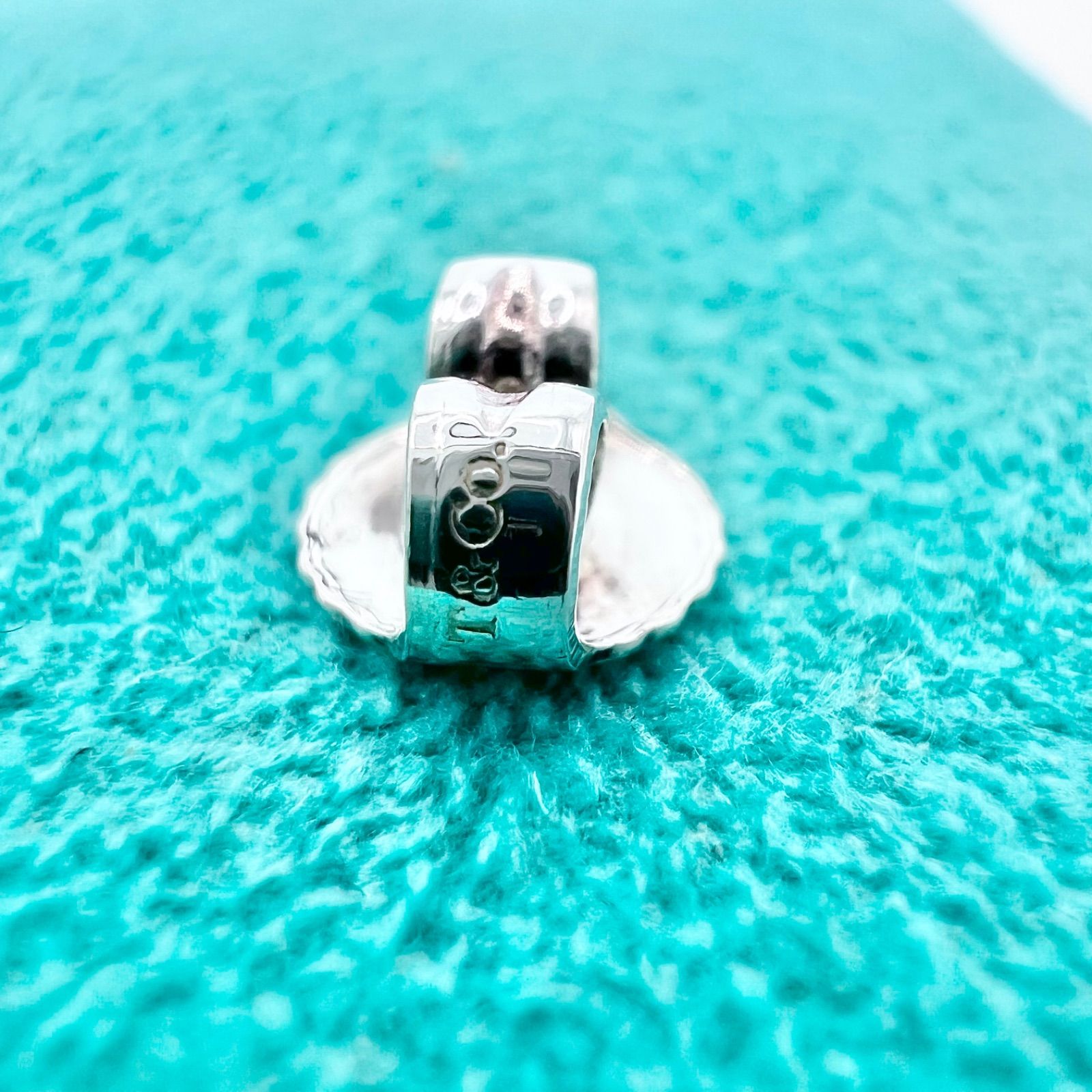 【美品】TIFFANYティファニー K18 バイザヤード ダイヤ ピアス 片耳用 楽天市場】ティファニー Tiffany & Co. ピアス バイザヤード K18YG