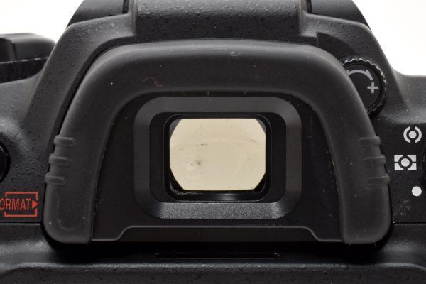 ☆良品☆ 《ショット数8623回》ニコン Nikon D200 ボディ デジタル一眼