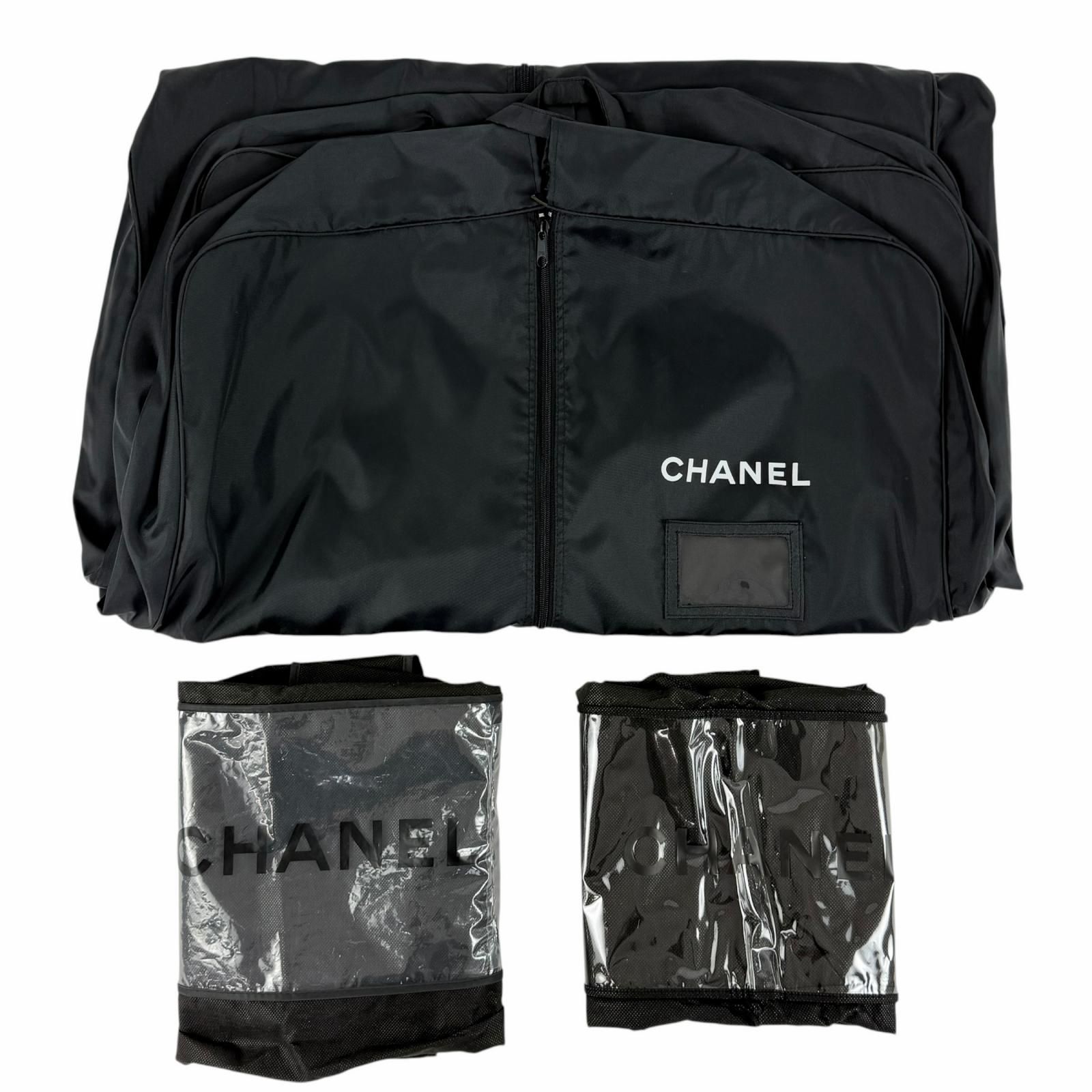 CHANEL  ガーメントバッグ/ベロア素材ハンガー CHANEL シャネル 純正ガーメントケース ＆ ベロアハンガー2本セット
