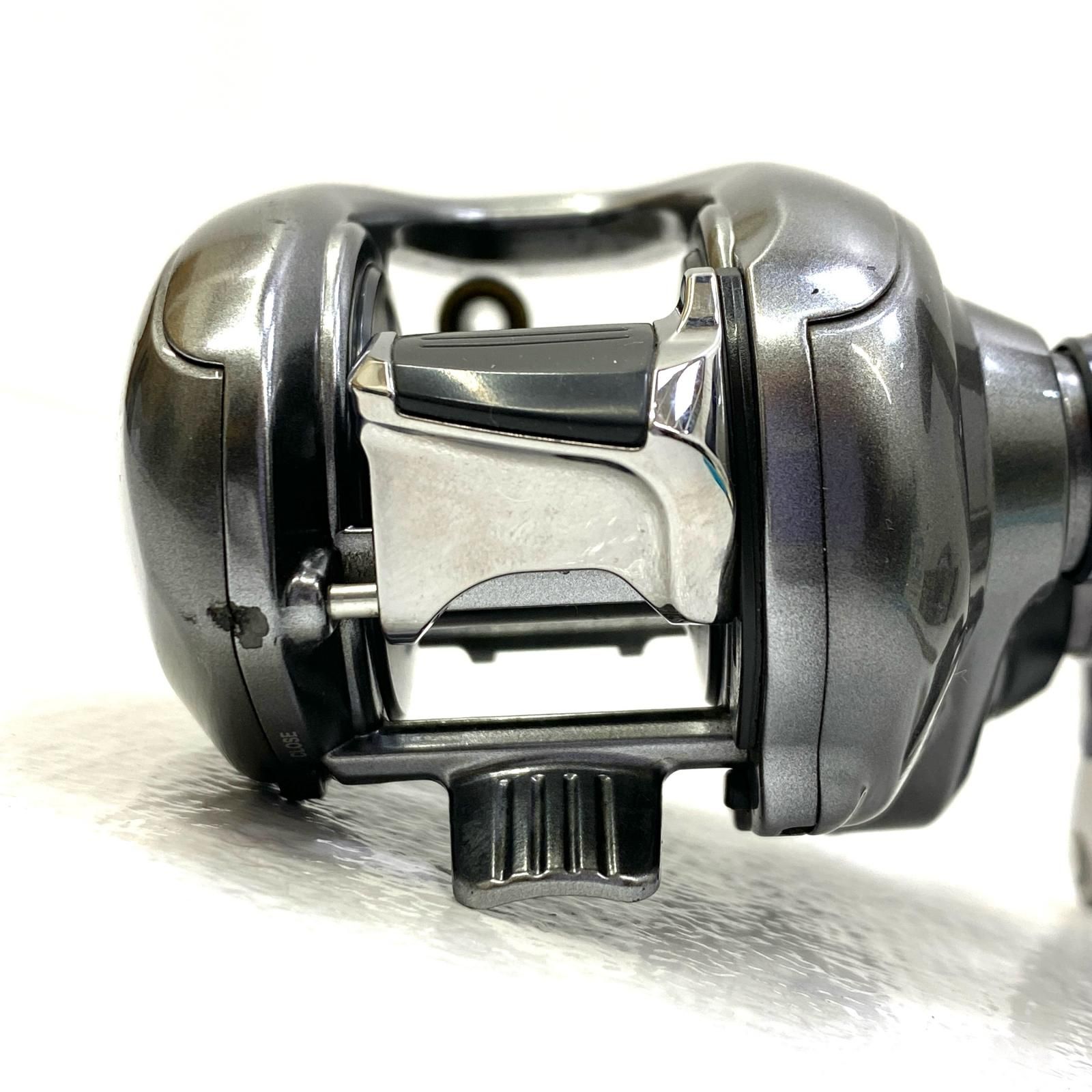 シマノ(SHIMANO) ベイトリール 15 メタニウム DC HG右 キズあり 【公式