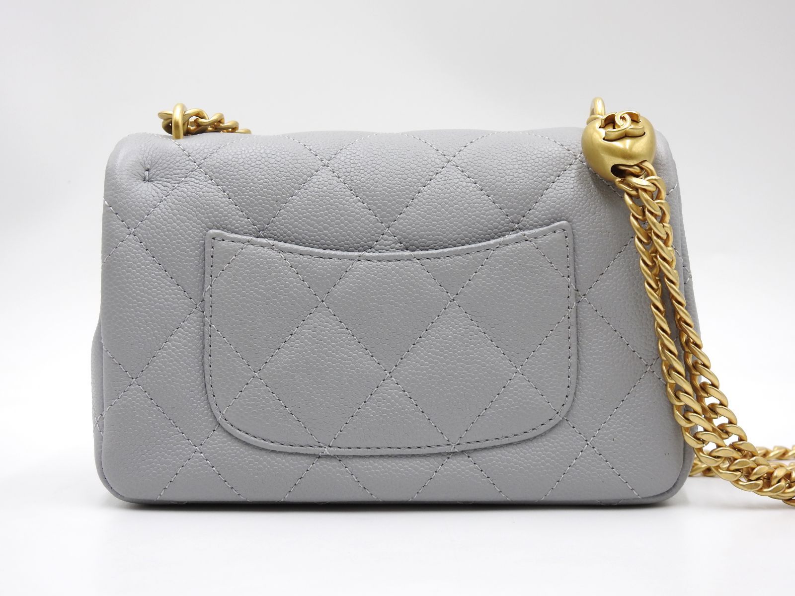 シャネル マトラッセ ミニフラップ チェーン ショルダーバッグ キャビアスキン グレー ゴールド金具 AS3829 CHANEL - シャネル マトラッセ ミニフラップ チェーン ショルダー