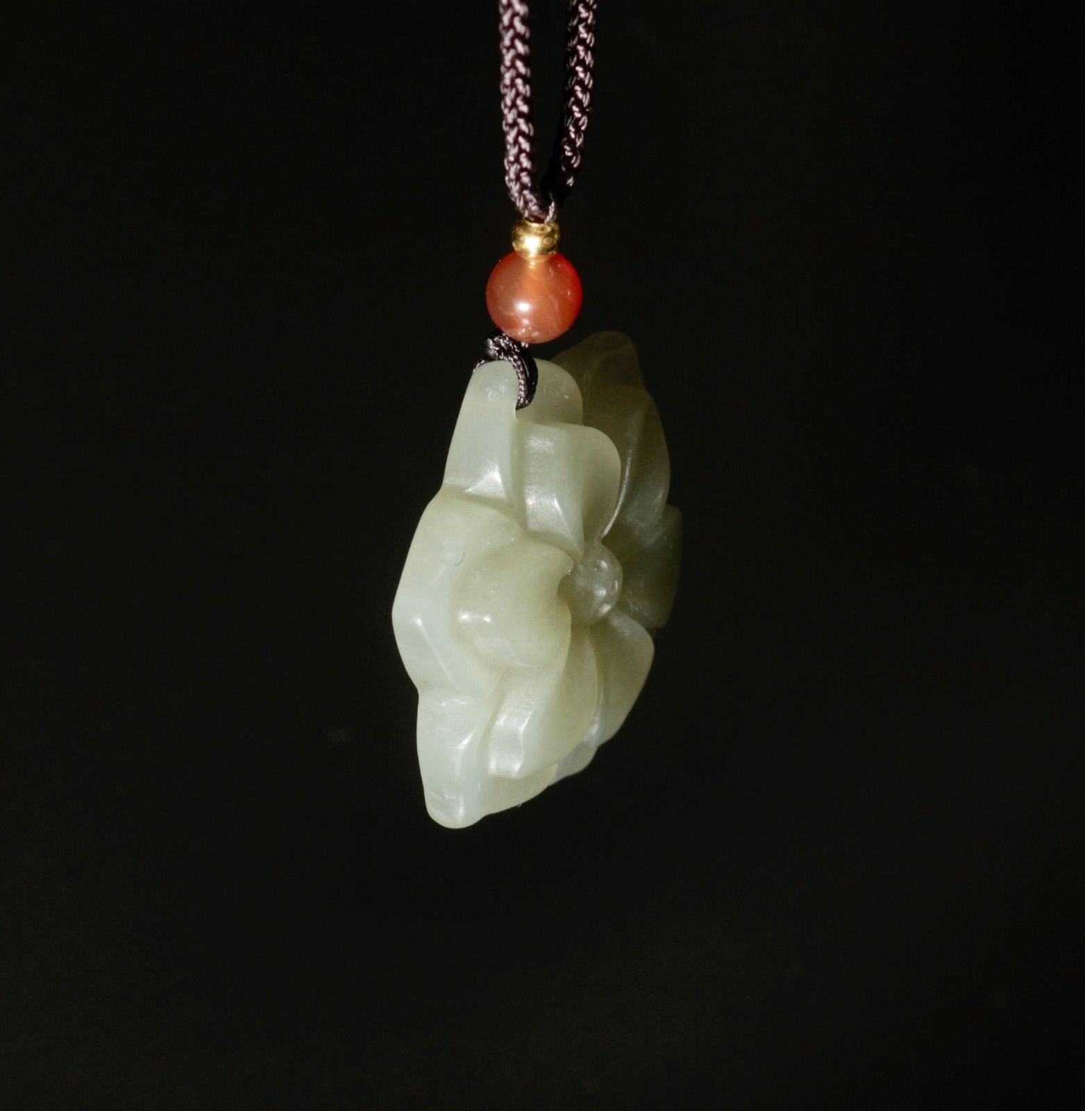 中古 梅花彫刻 ペンダント 玉佩 ネックレス 和田玉アクセサリー CL0016 中古 梅花彫刻 ペンダント 玉佩 ネックレス 和田玉アクセサリー CL0016