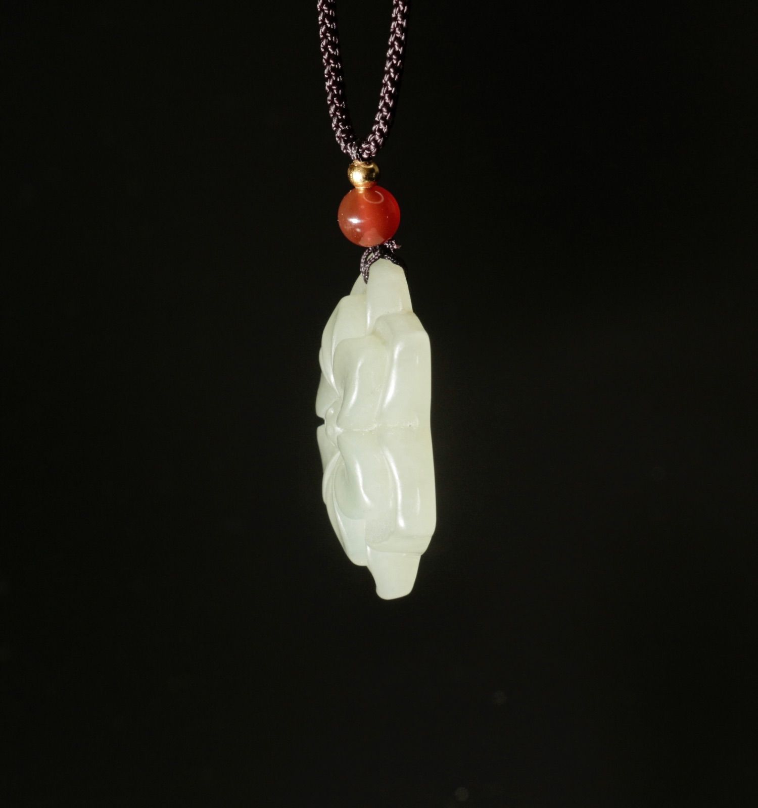 中古 梅花彫刻 ペンダント 玉佩 ネックレス 和田玉アクセサリー CL0016 中古 梅花彫刻 ペンダント 玉佩 ネックレス 和田玉アクセサリー CL0016