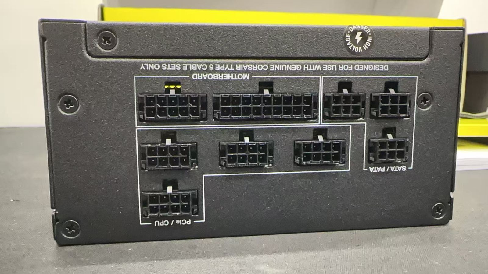 Corsair SF750 750W 電源ユニット中古 CORSAIR SF750 750W SFX電源 2024 ++923806 - メルカリ