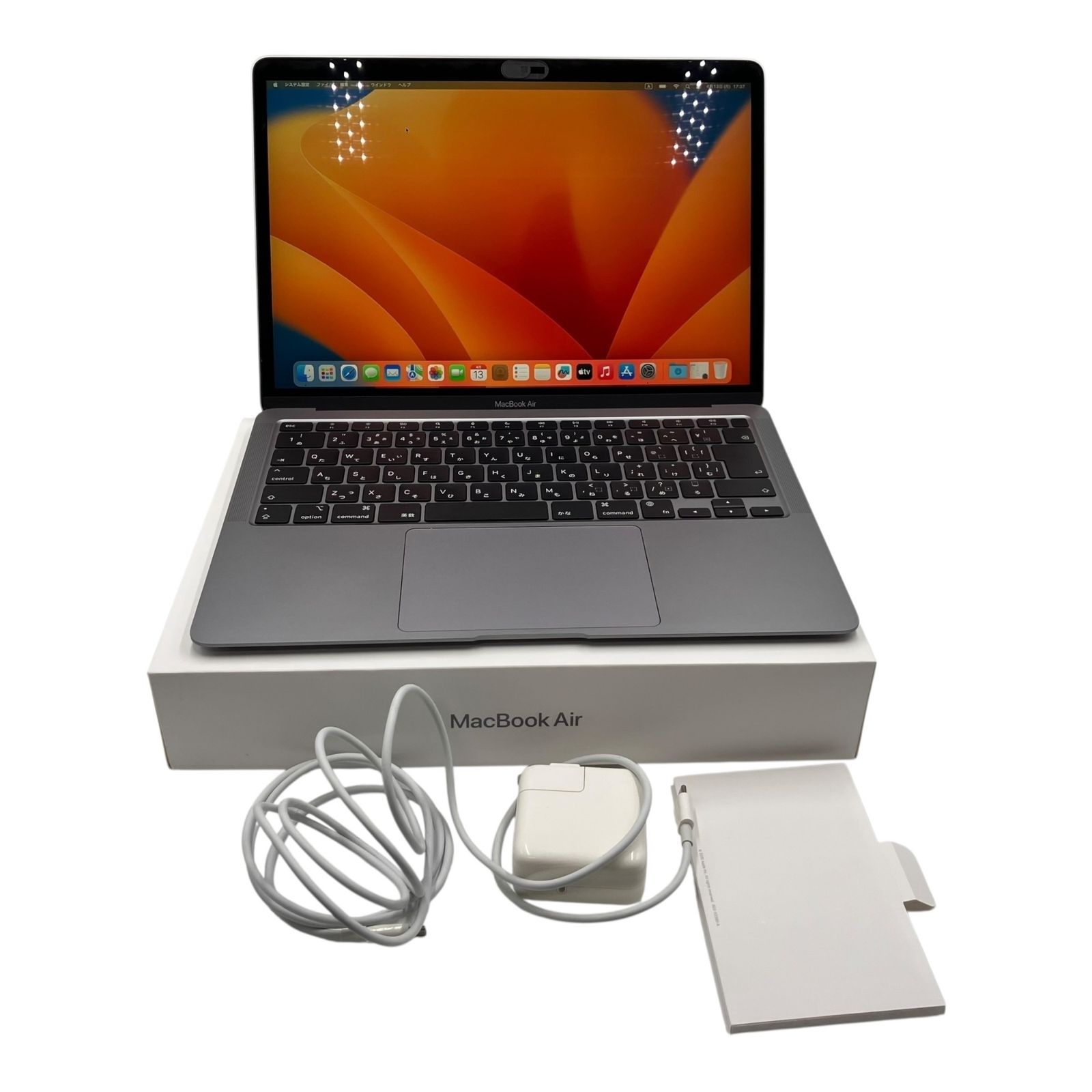□Apple MacBook Air M1 2020 13インチ 8GB 256GB バッテリー100