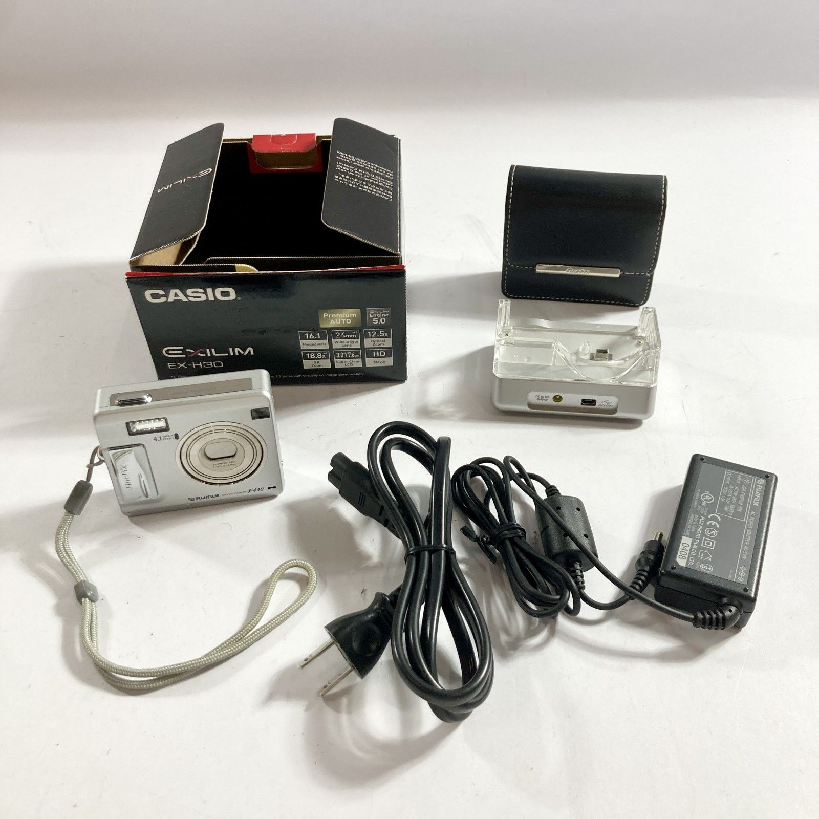 動作未確認 Fujifilm FinePix F440 コンパクトデジタルカメラ 【公式通販】