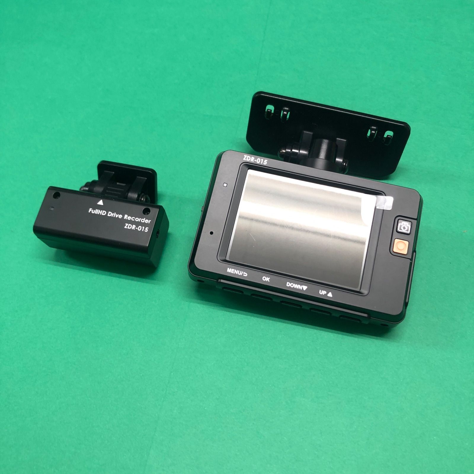 【中古品】コムテックZDR-015 ドライブレコーダー前後2カメラ コムテック（Comtec） ZDR-015 ドライブレコーダー 前後2カメラ YS12