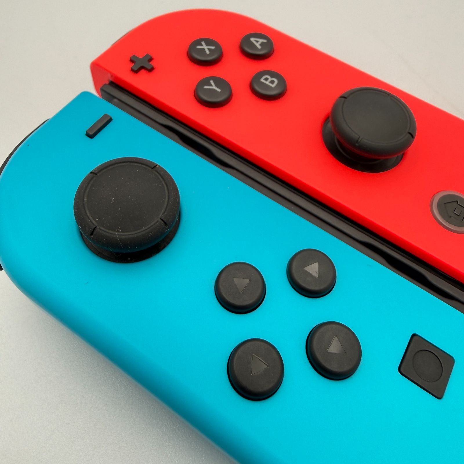 中古・箱、ドック相違】Nintendo Switch 本体 Joy-Con（L）ネオン