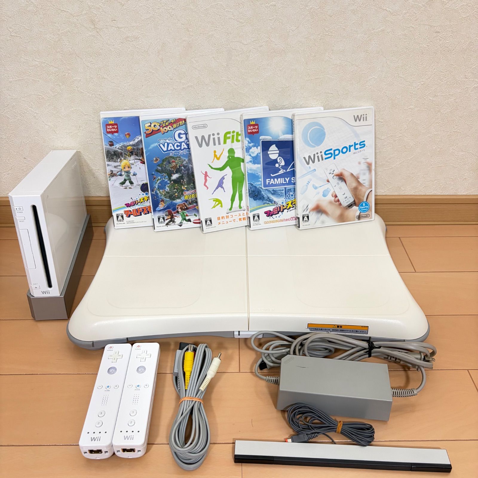 Wiiフィット　本体セット 動作確認済】Wii 本体 ホワイト 白色 Wiiフィットセット - メルカリ
