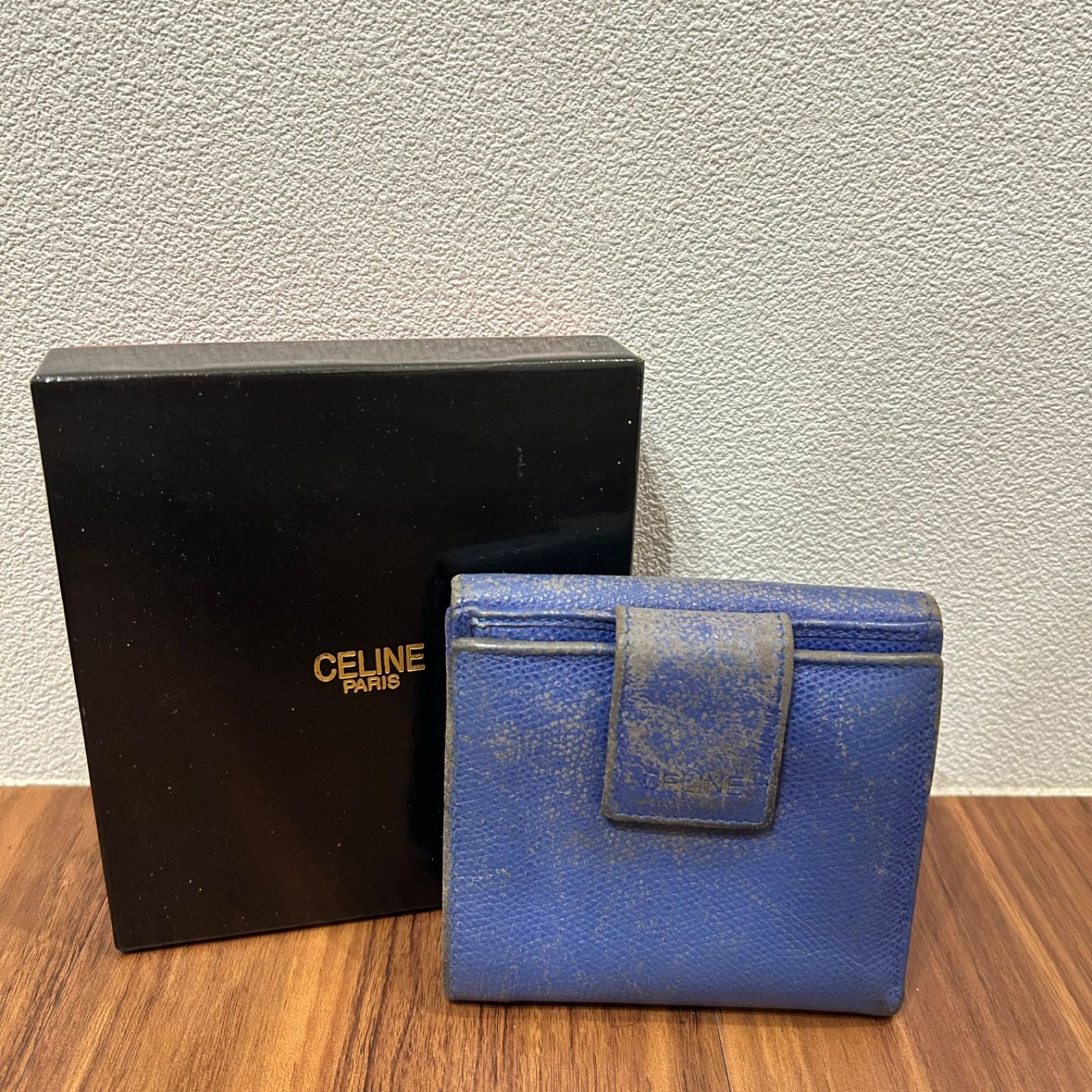 CELINE セリーヌ レディース 二つ折り財布 革財布 - メルカリ