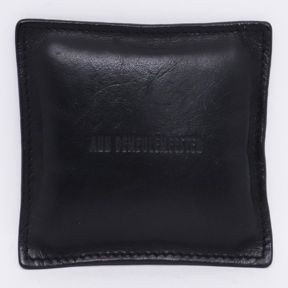 ANN DEMEULEMEESTER レザーペーパーウェイト ブラック - メルカリ