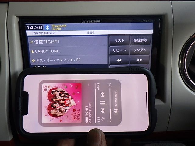 N2411-1 カロッツェリア AVIC-RZ06 メモリ 4×4地デジ内蔵ナビ 2014年