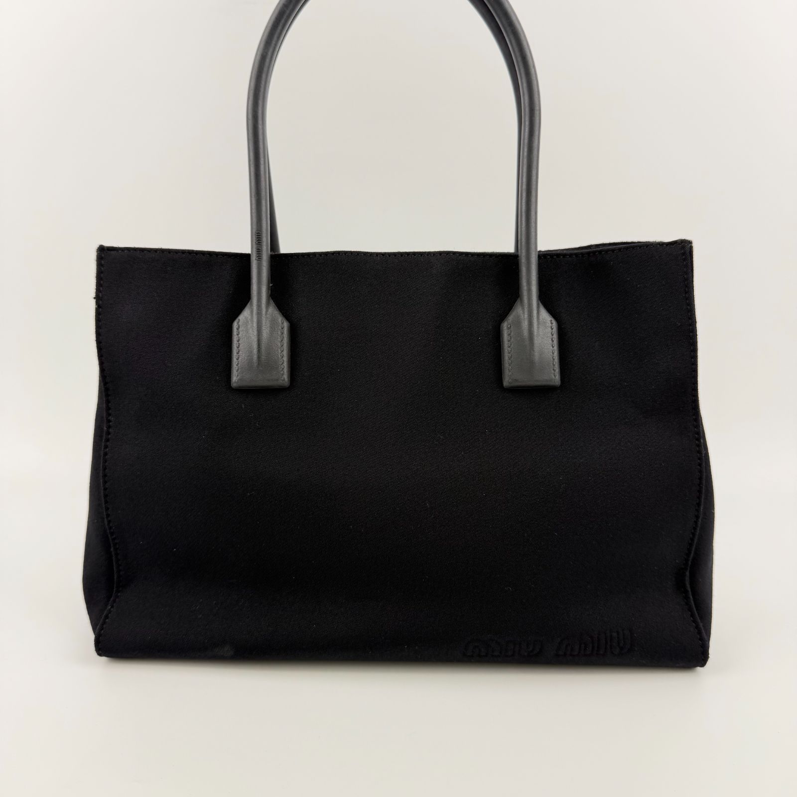 中古】MIU MIU ミュウミュウ ハンドバッグ トートバッグ ブラック 