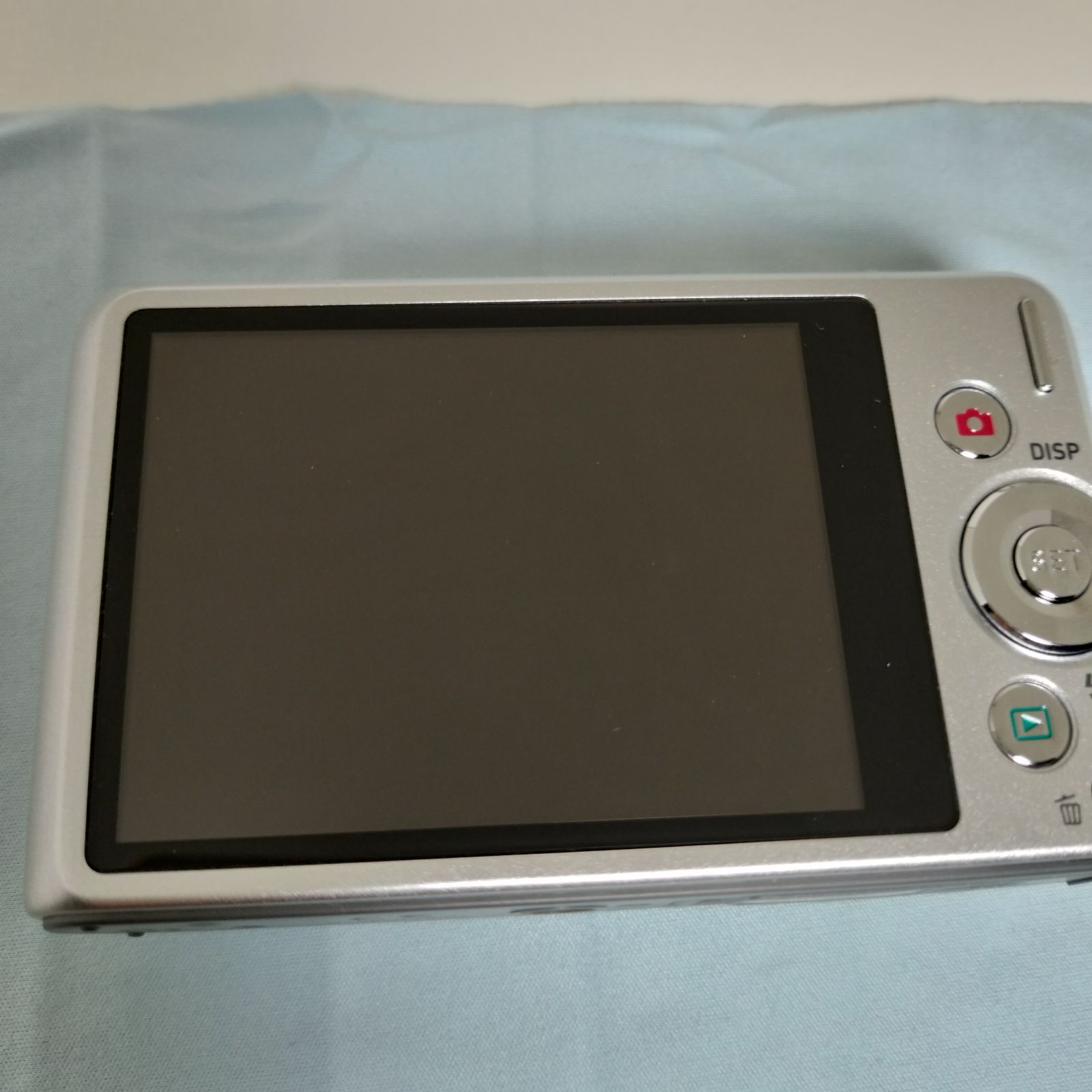 CASIO EXILIM EX-ZS240　デジカメ 動作確認済　シルバー EX-ZS240 コンパクトデジタルカメラ EXILIM（エクシリム）STANDARD