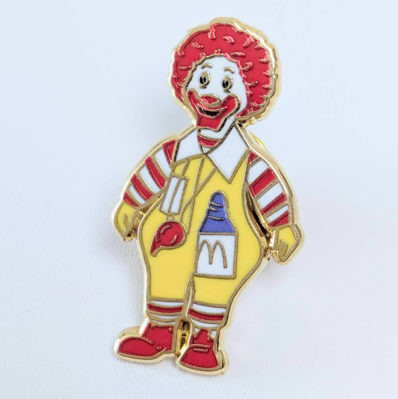 ☆ピンズ PINS☆ピンバッジ 【マクドナルド（ McDonald's）ドナルド
