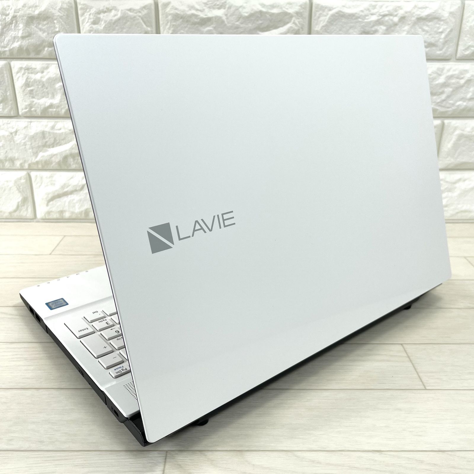 安価構成 NEC LAVIE corei3 高速SSD256GB メモリ8GB オフィス2024付き