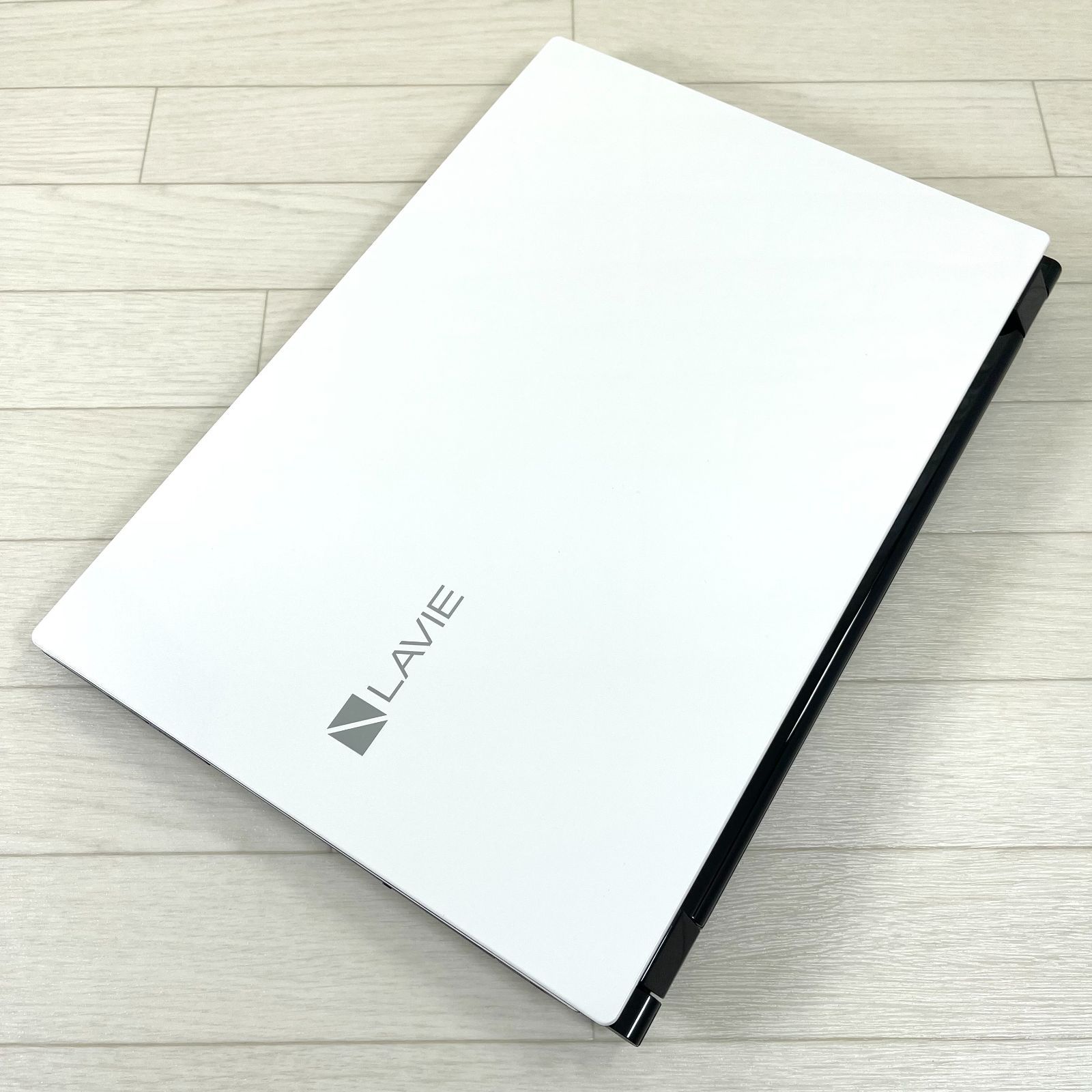 売り切れました。NEC LaVie Corei3 Windows11 SSD 8G Office 超美品！ NEC LAVIE Windows11 Corei3 SSD Office2024 美品!! (Simajiro) 肥後