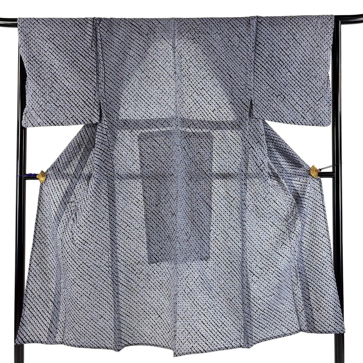 【美品】 男着物 身丈141.5cm 裄丈66cm M 絞り浴衣 幾何学 灰色 綿 名品 【中古】