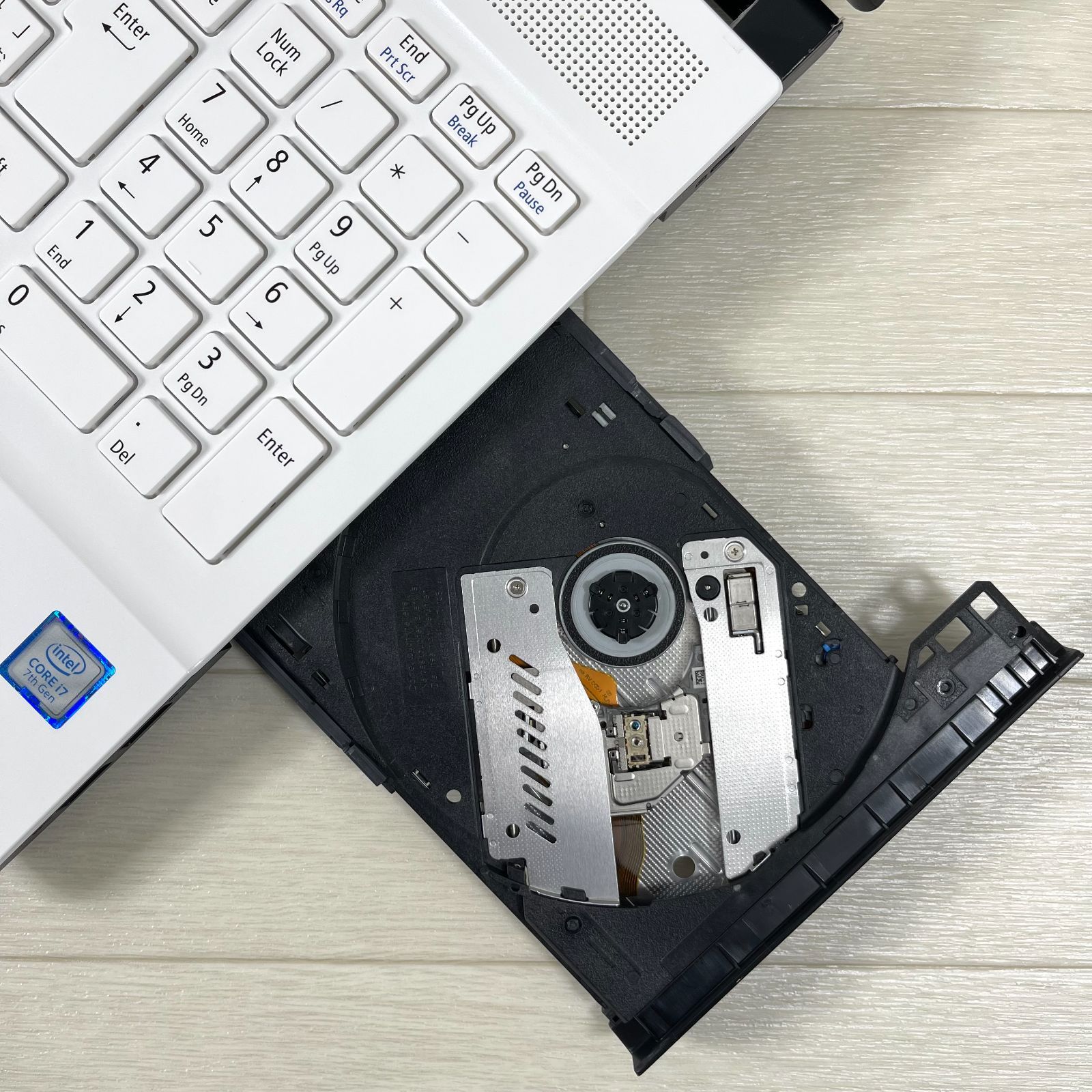 NEC LAVIE Core i7 SSD512GB メモリ16GB Office2024 - メルカリ