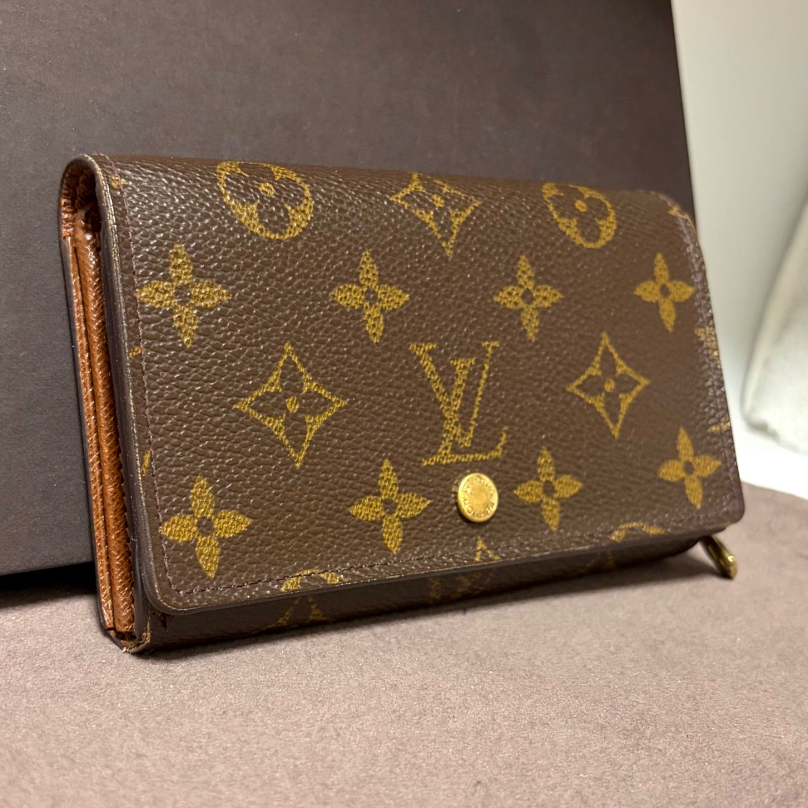 【美品】ルイヴィトン　モノグラム　ポルトモネ・ビエ・トレゾール　折り財布 LOUIS VUITTON 二つ折り財布 ポルトモネ ビエ トレゾール モノグラム
