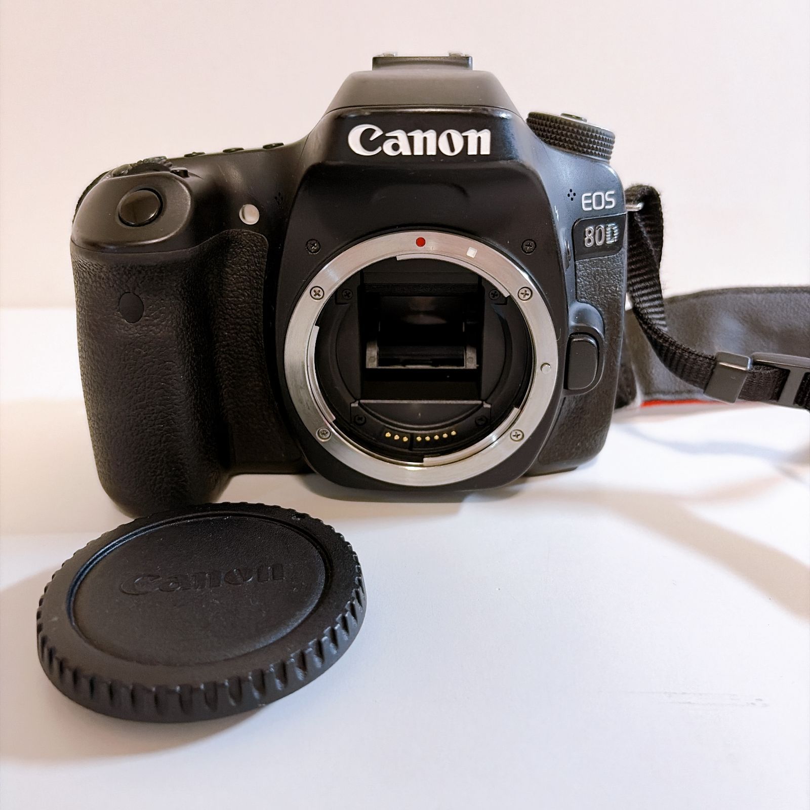 Canon EOS 80D (W) カメラ 一眼レフ 起動確認済み レンズ、SDカード