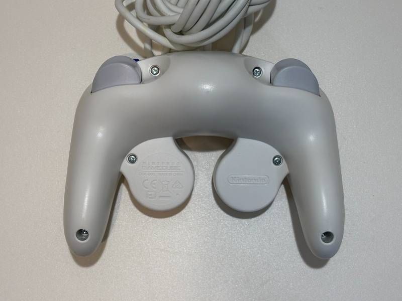 186000 現状品 任天堂 ／ Nintendo ニンテンドー ゲームキューブ コントローラー DOL-003  シルバー 3点まとめ売り [250425HM180106] ヨドバシ.com - 任天堂 Nintendo ニンテンドーゲームキューブ