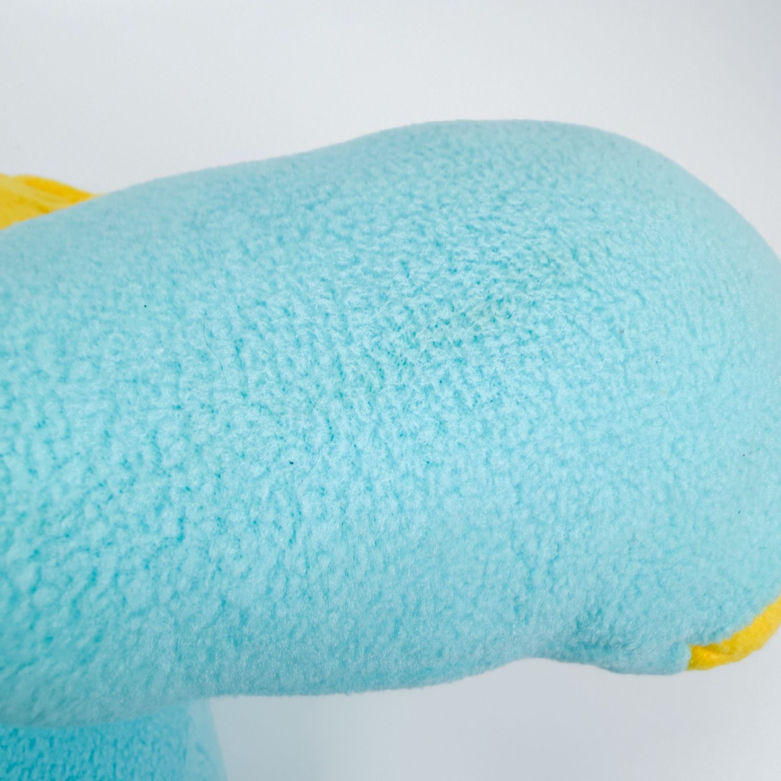 ICOCA イコカ カモノハシのイコちゃん 寝そべり抱き枕 - メルカリ