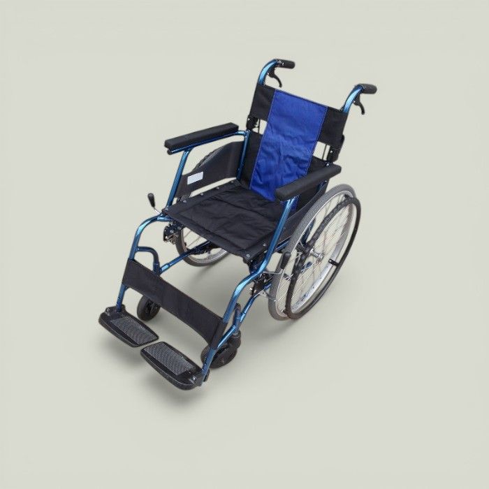 送料無料（一部地域を除く） ミキ 軽量車いす キャリカル 自走型 PMS