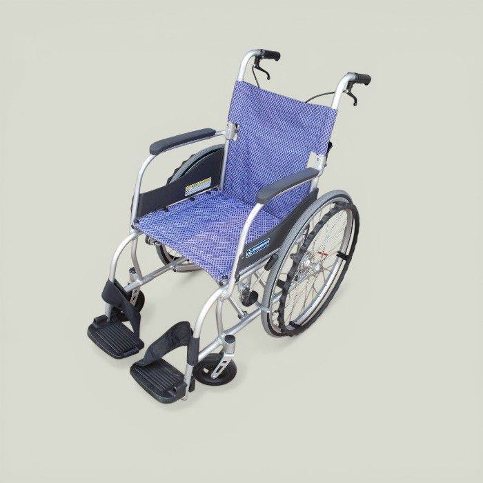 送料無料（一部地域を除く）カワムラ自走式車椅子KF22-40　　　ts-26-0417-04