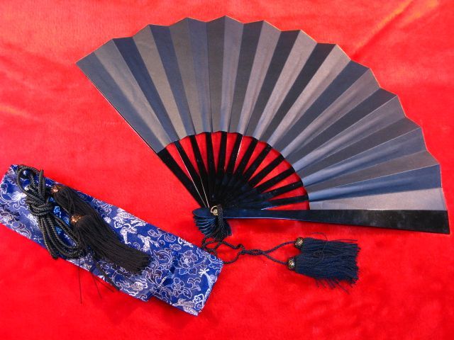 一尺 鉄扇 黒 無地 武士の誉れ！ (T1-B) 新選組初代局長‘芹澤鴨’ も愛用