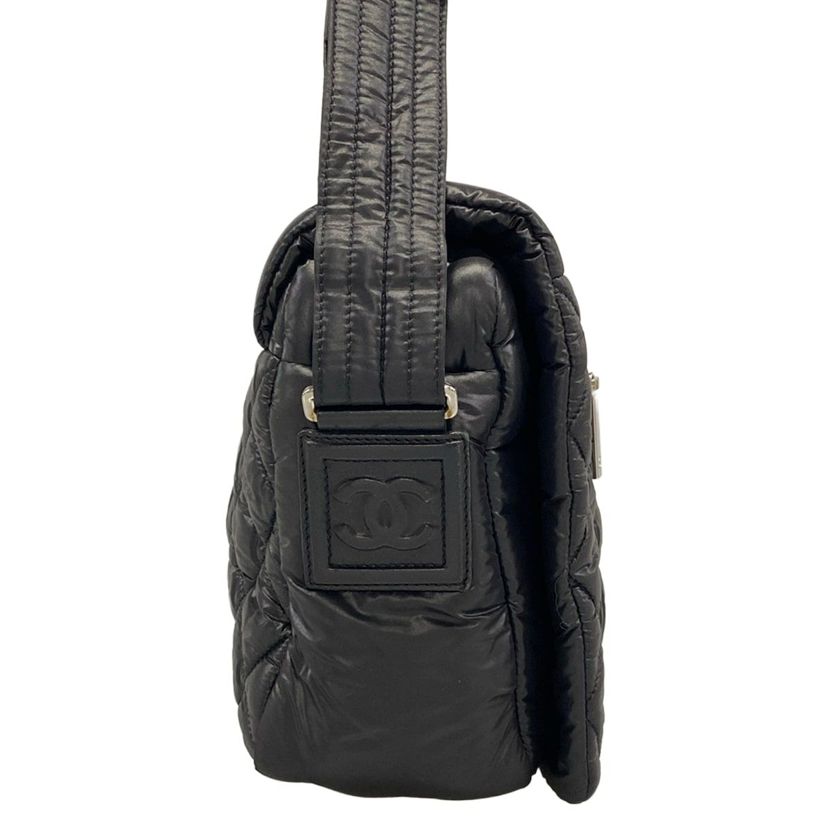 CHANEL(シャネル) ショルダーバッグ コココクーン A48616 黒 シルバー金具 レザー CHANEL - 未使用 展示品 シャネル CHANEL コココクーン スモール