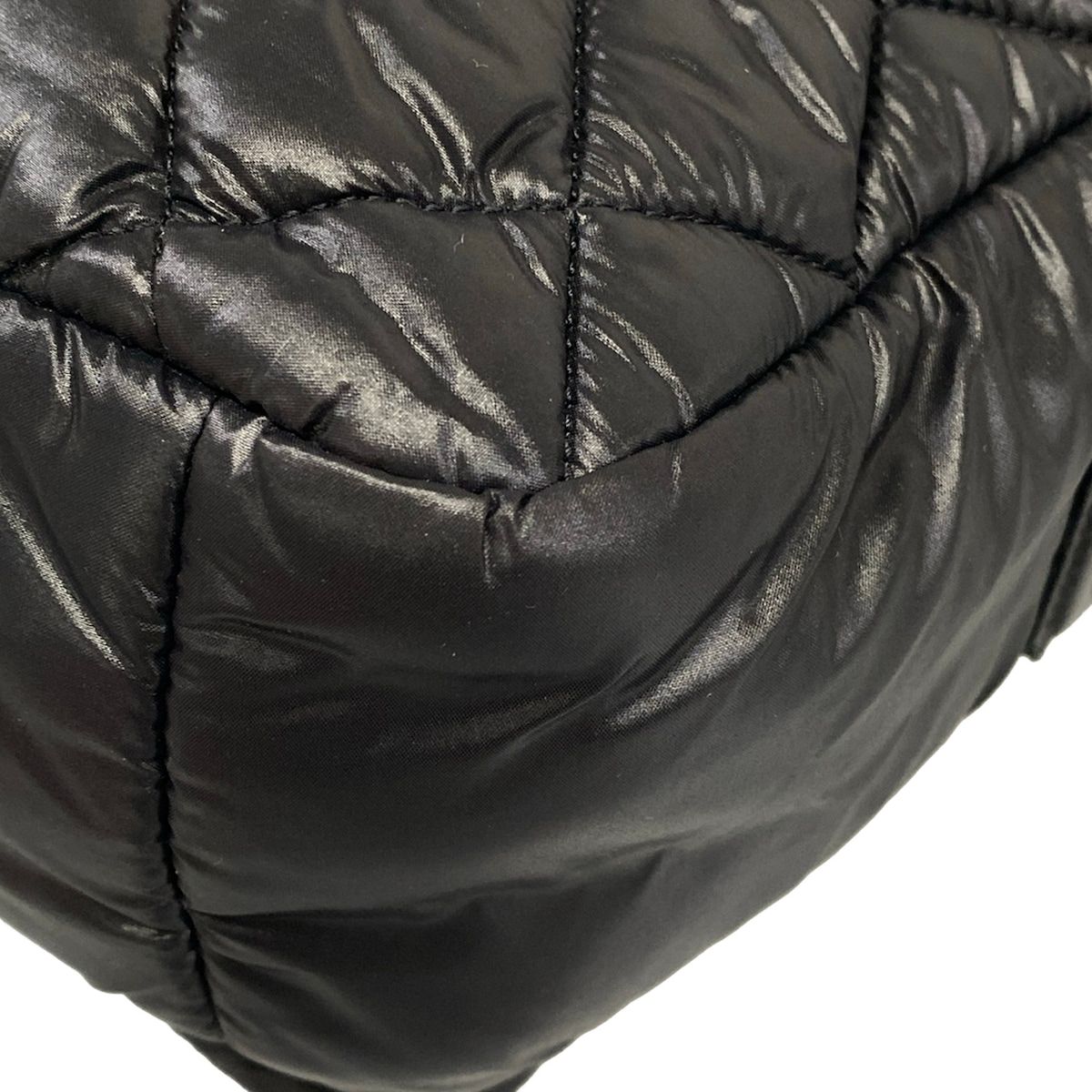 CHANEL(シャネル) ショルダーバッグ コココクーン A48616 黒 シルバー金具 レザー シャネル(CHANEL)シャネル コココクーン スモール メッセンジャー